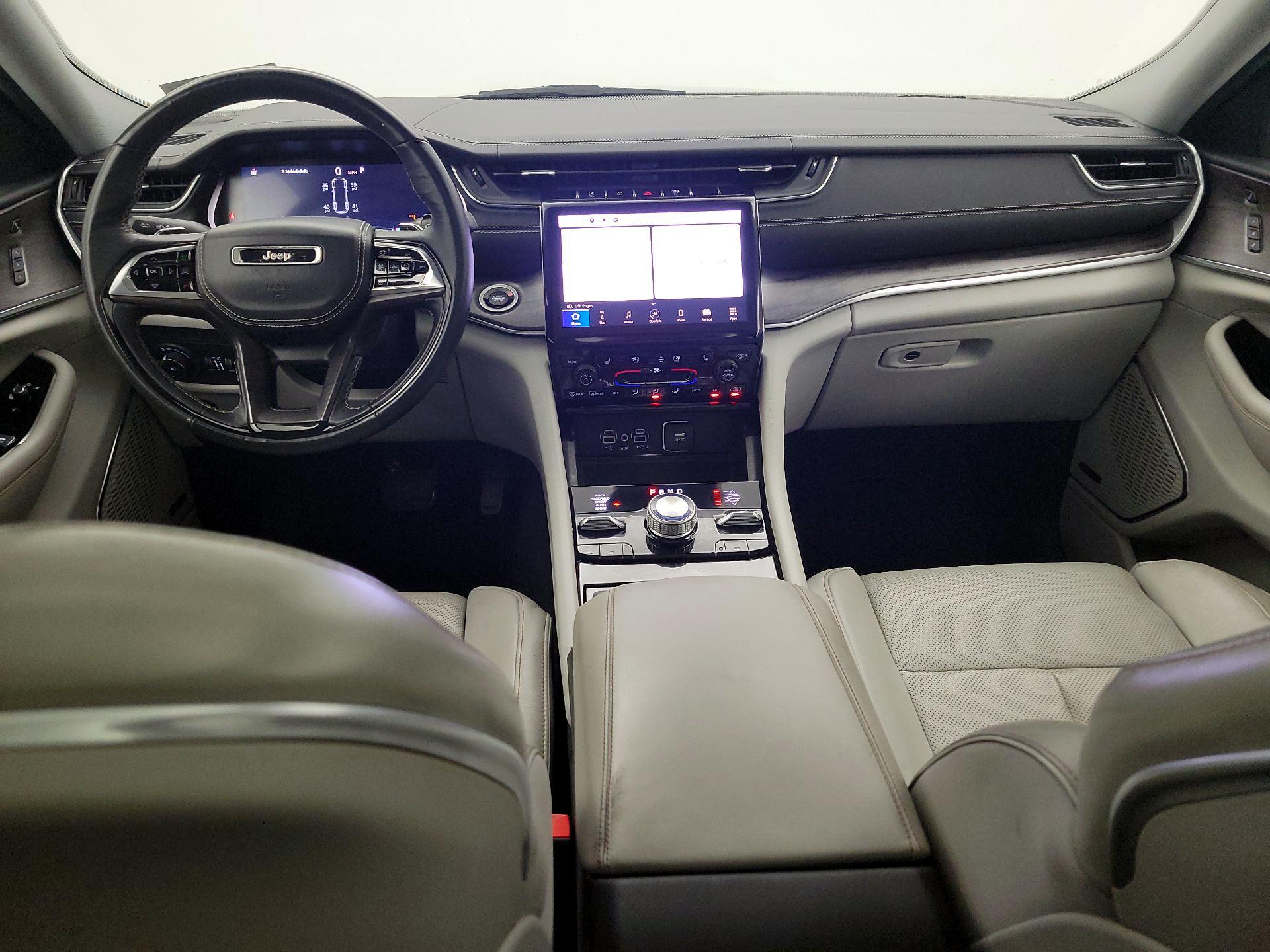 Thumbnail: 2023 Jeep Grand Cherokee L - 9