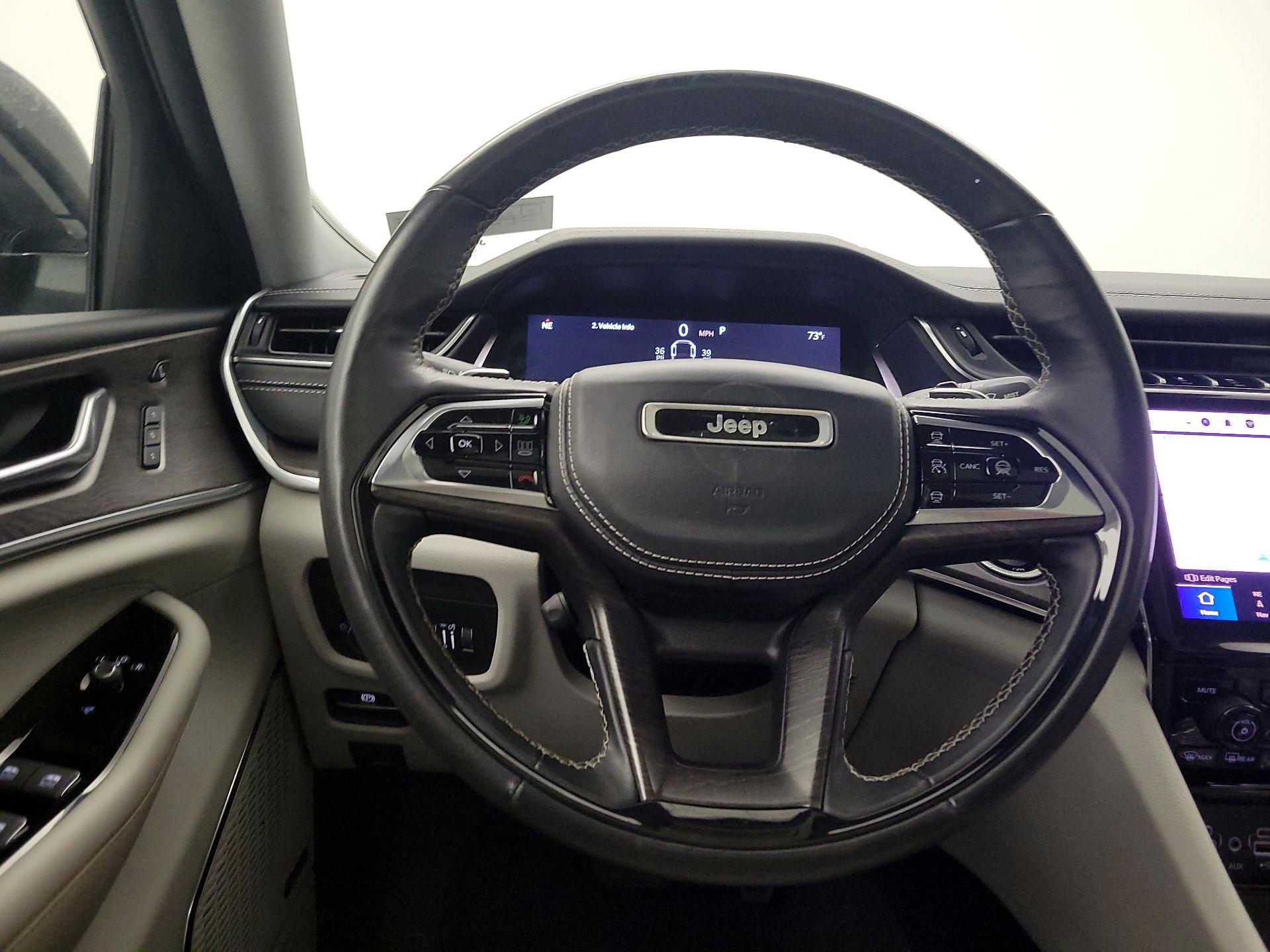 Thumbnail: 2023 Jeep Grand Cherokee L - 10