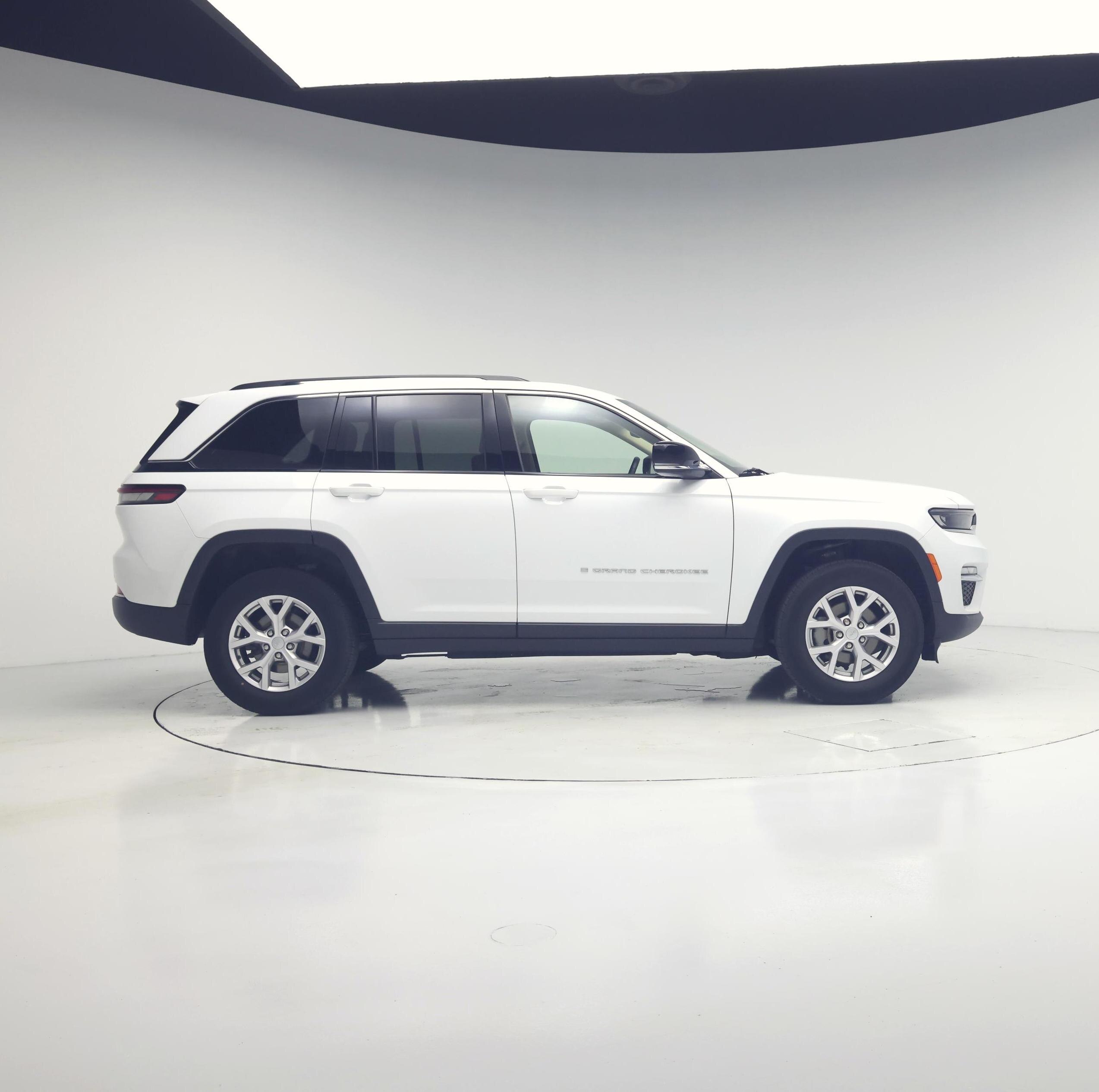 Thumbnail: 2022 Jeep Grand Cherokee - 7