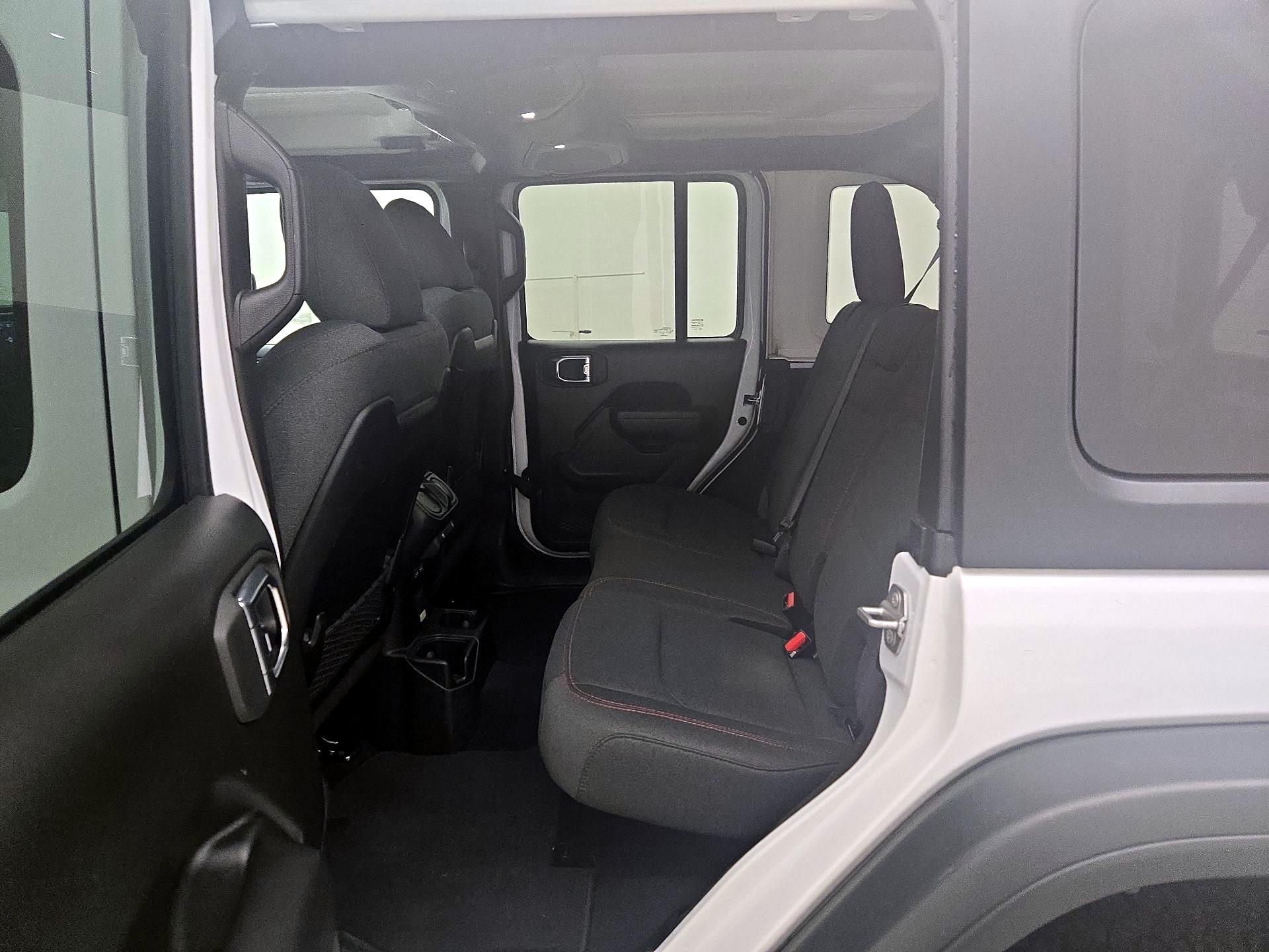 Thumbnail: 2025 Jeep Wrangler - 19