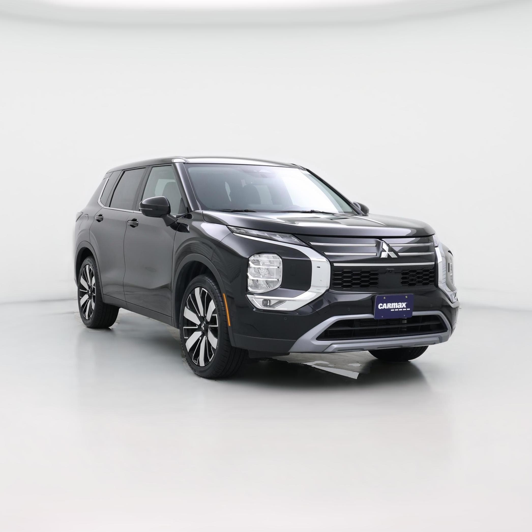 Thumbnail: 2025 Mitsubishi Outlander - 1