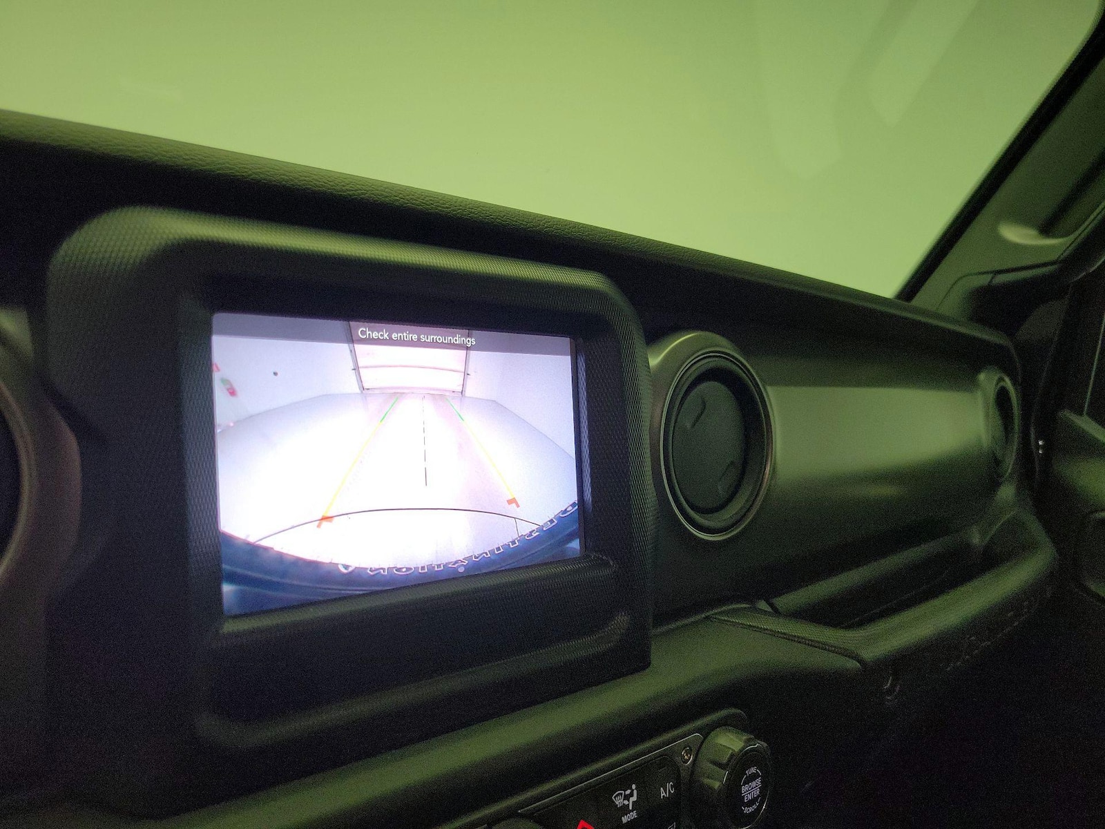 2022 Jeep Wrangler Unlimited Willys - Photo 15