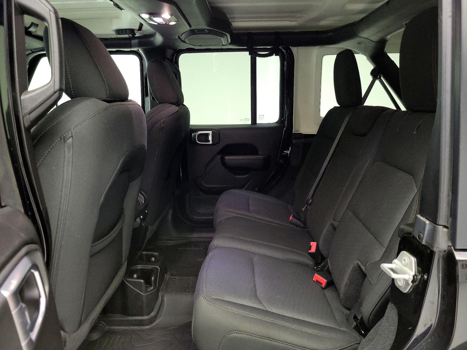 2022 Jeep Wrangler Unlimited Willys - Photo 20