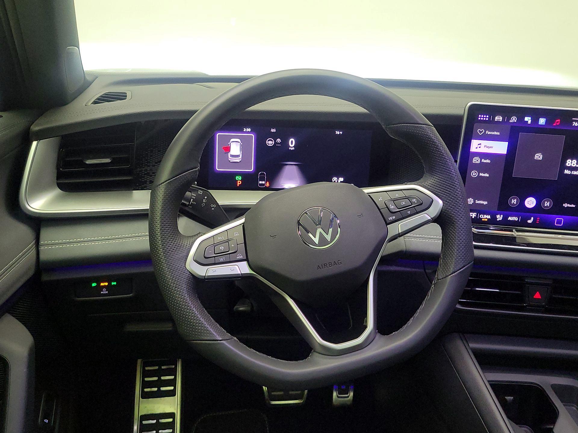Thumbnail: 2025 Volkswagen Tiguan - 10