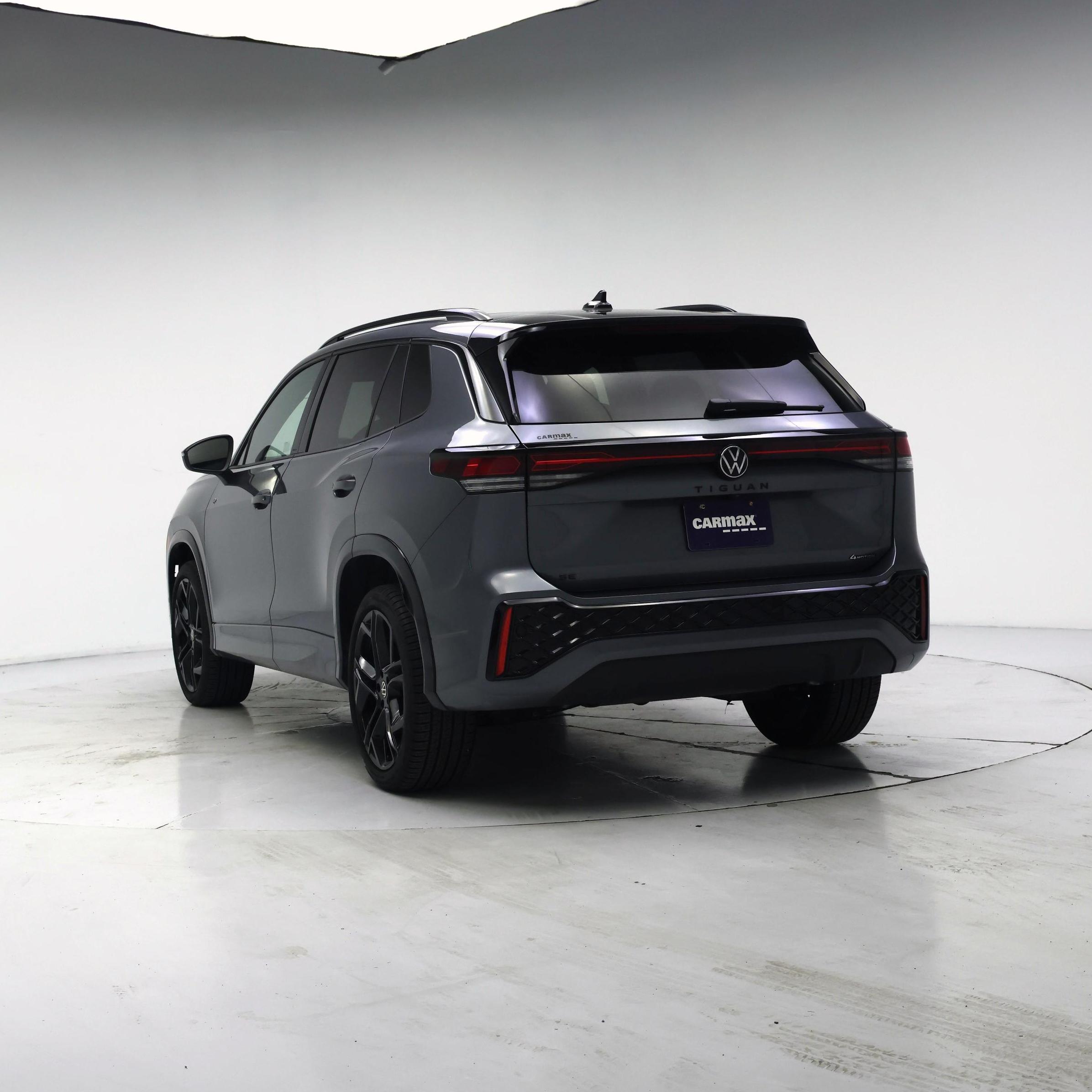 Thumbnail: 2025 Volkswagen Tiguan - 2