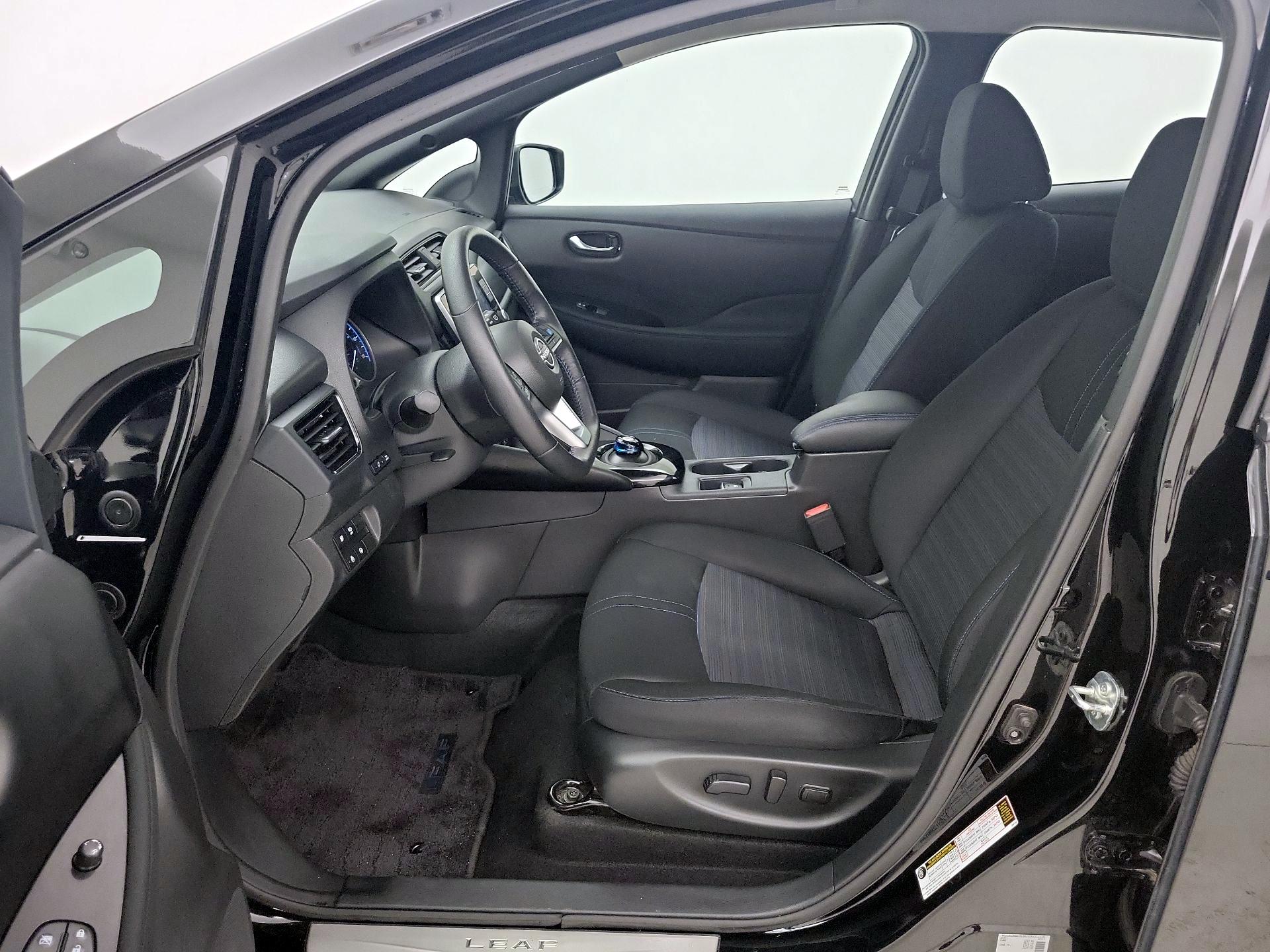 Thumbnail: 2024 Nissan Leaf - 11