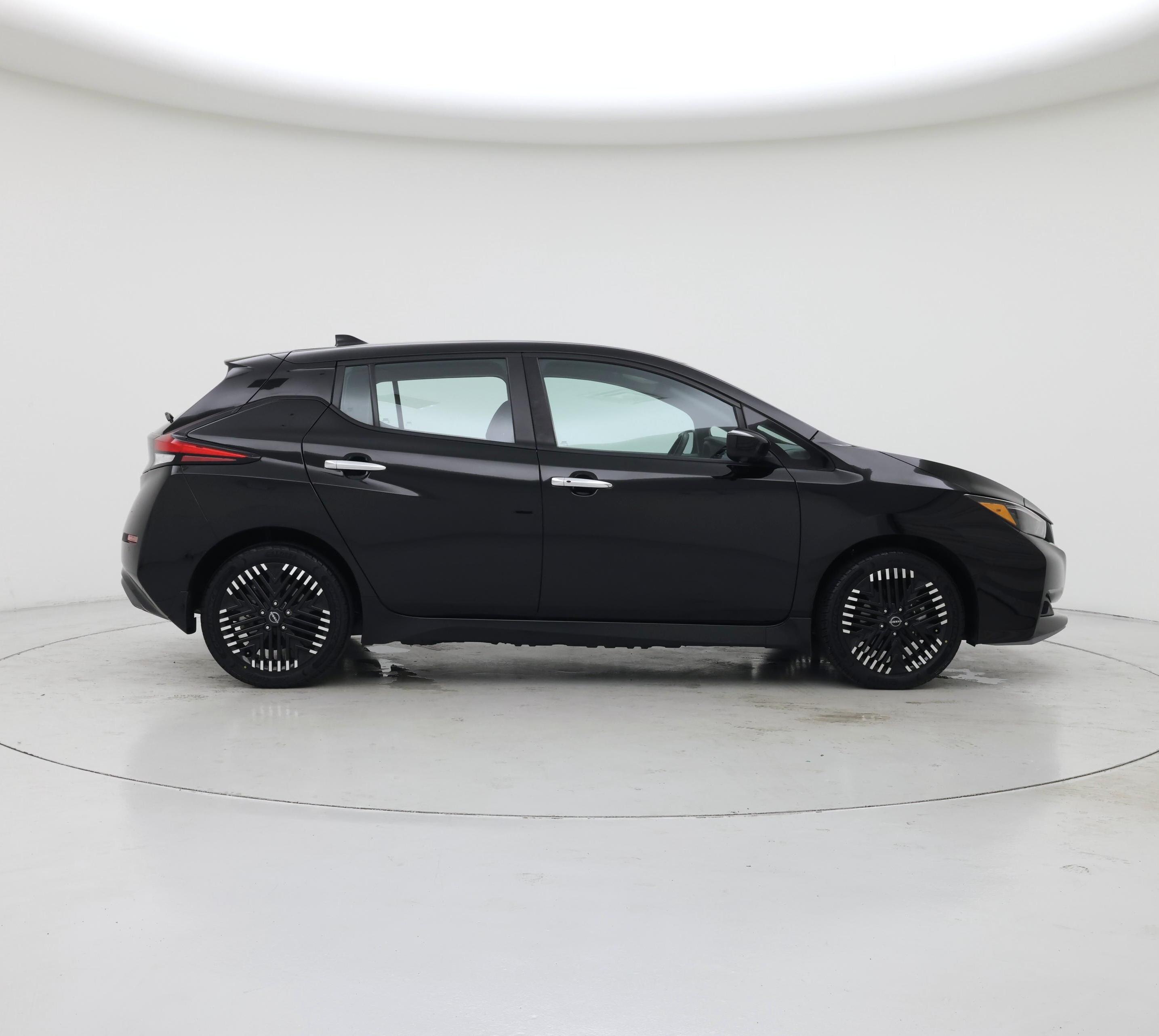 Thumbnail: 2024 Nissan Leaf - 7