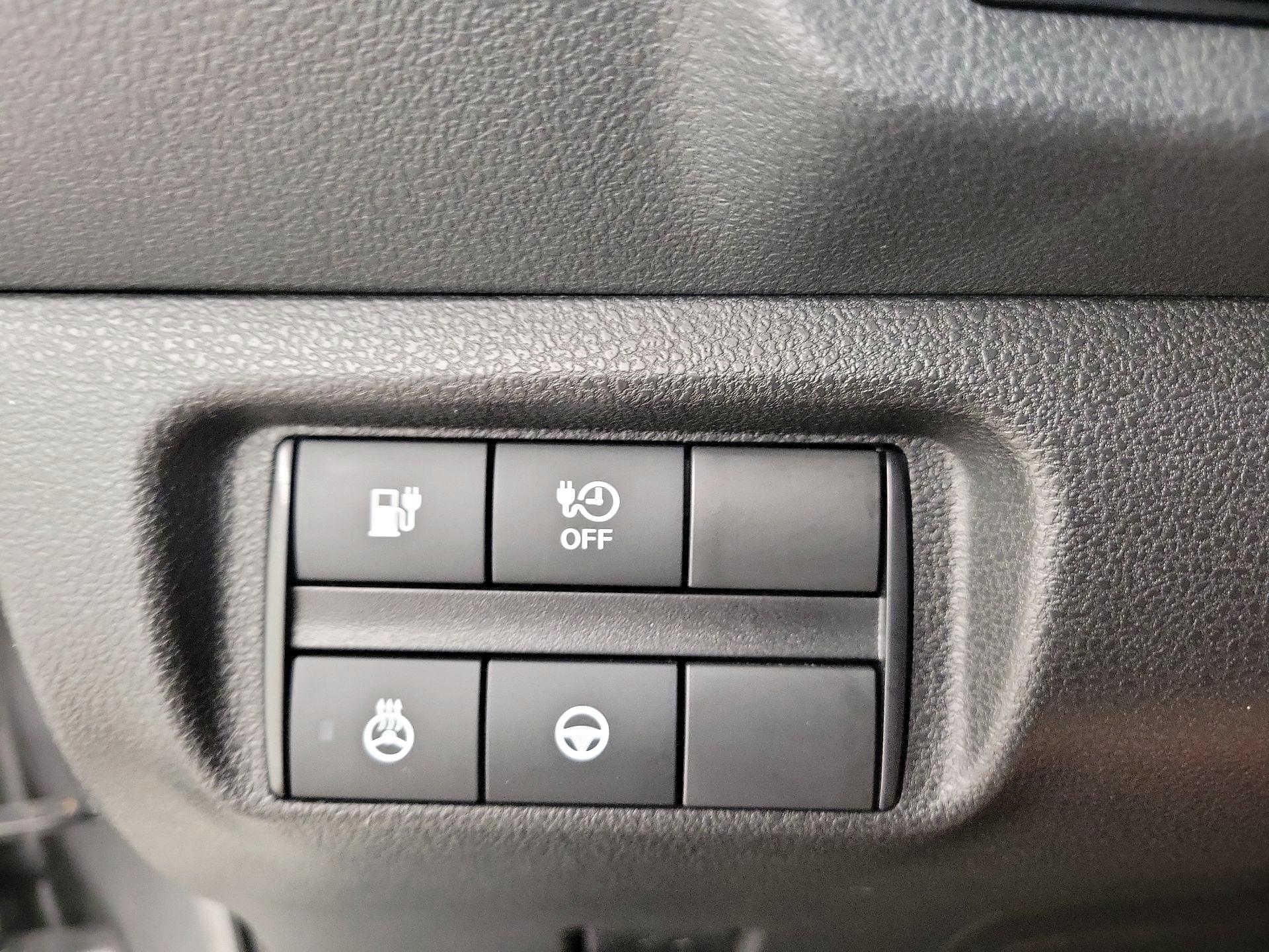 Thumbnail: 2024 Nissan Leaf - 13