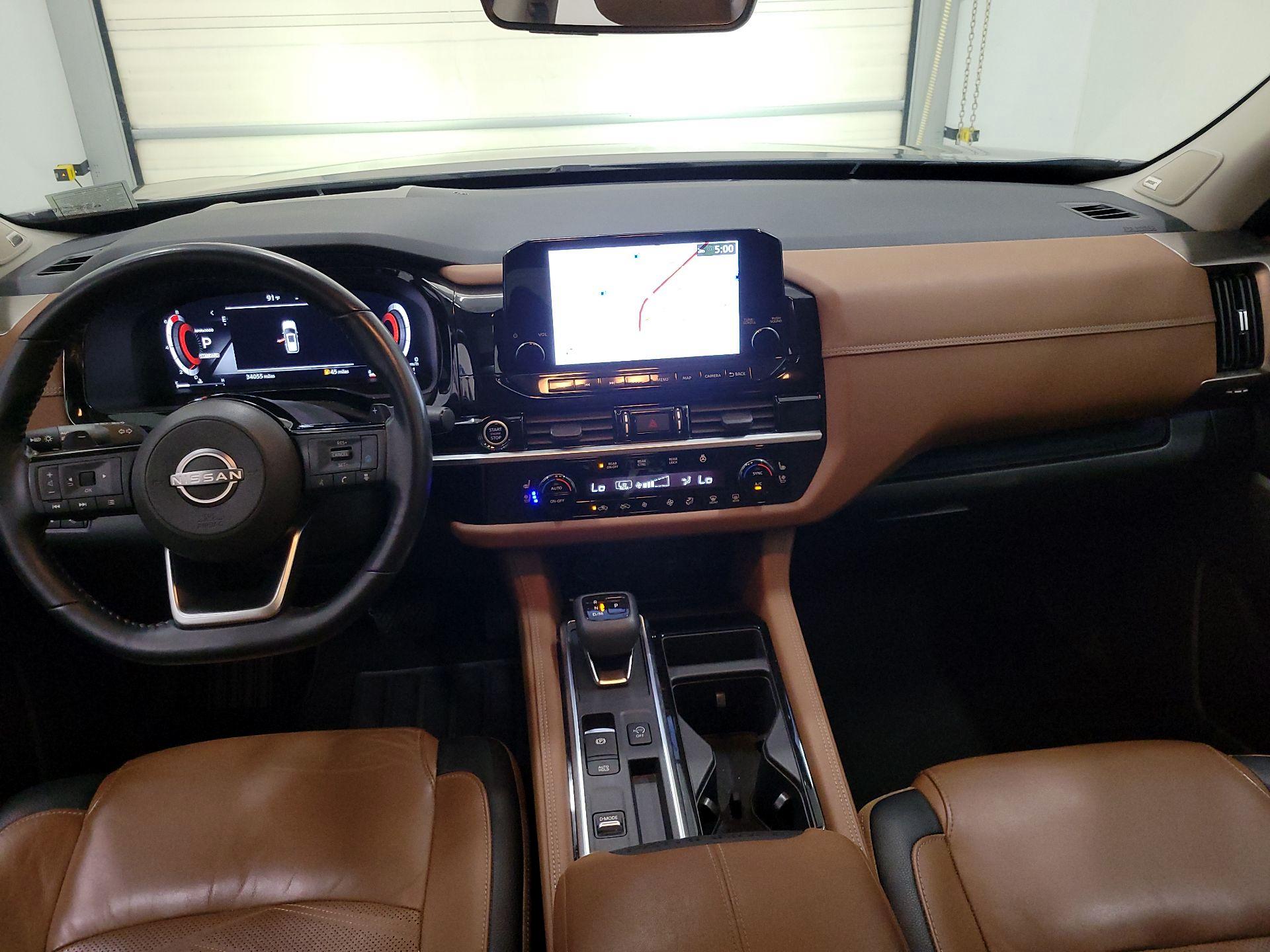 Thumbnail: 2023 Nissan Pathfinder - 9