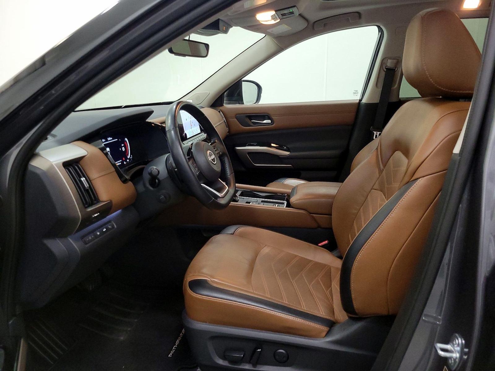 2023 Nissan Pathfinder Platinum - Photo 12