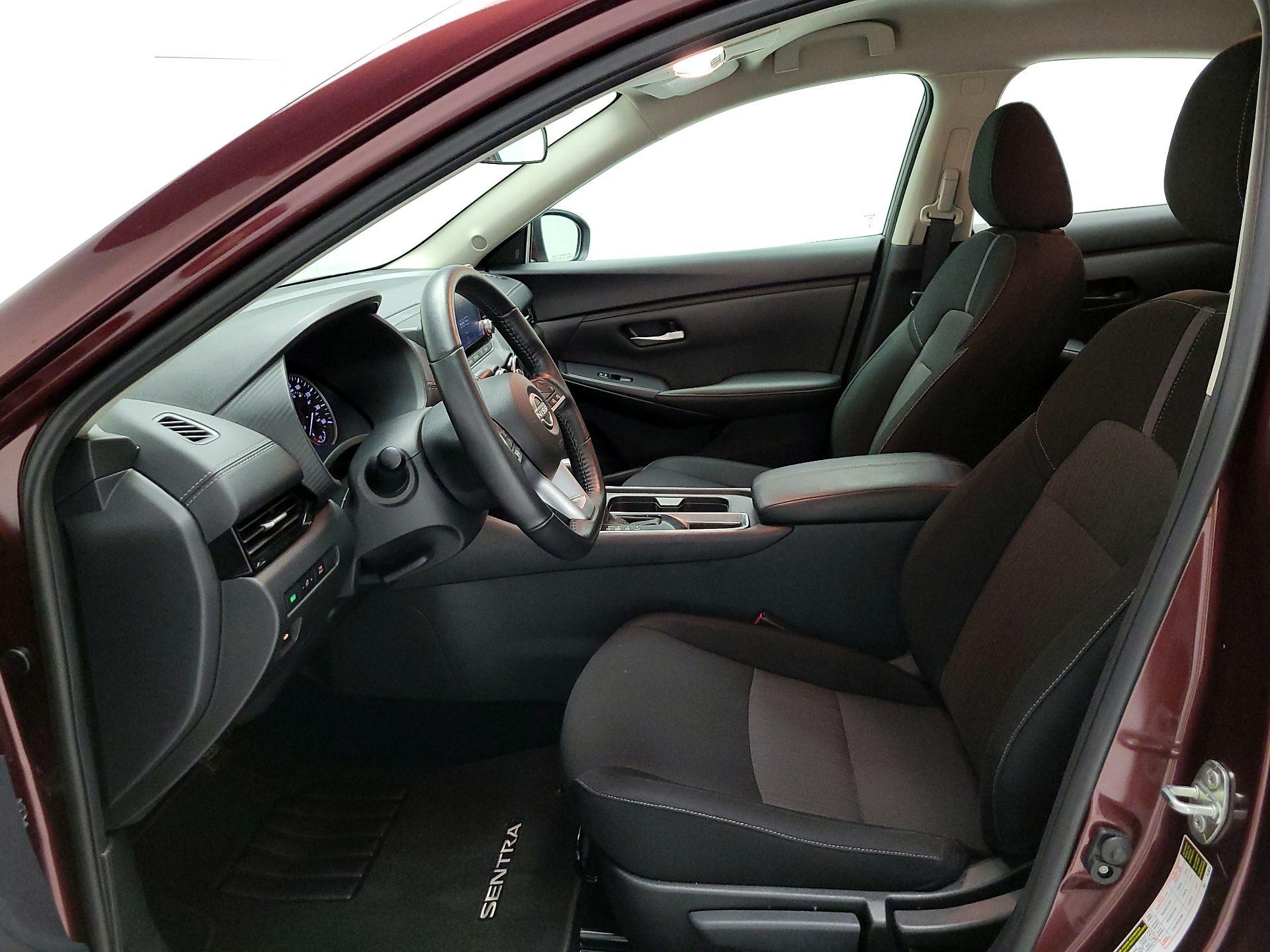 Thumbnail: 2025 Nissan Sentra - 11