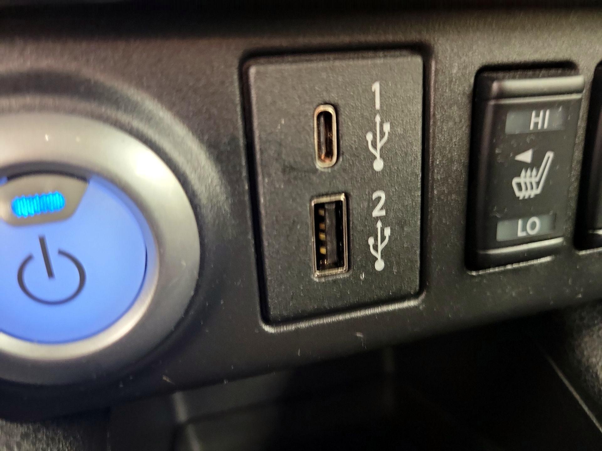 Thumbnail: 2024 Nissan Leaf - 18