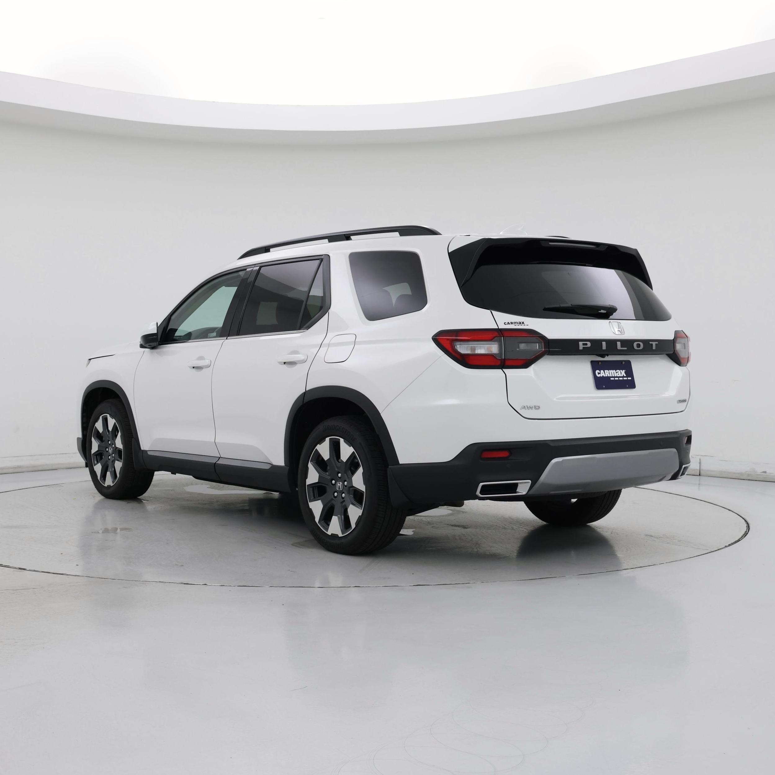 Thumbnail: 2026 Honda Pilot - 2