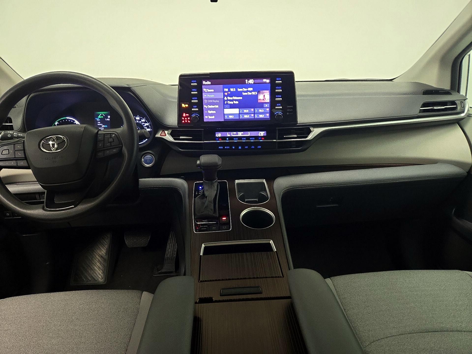 Thumbnail: 2024 Toyota Sienna - 9
