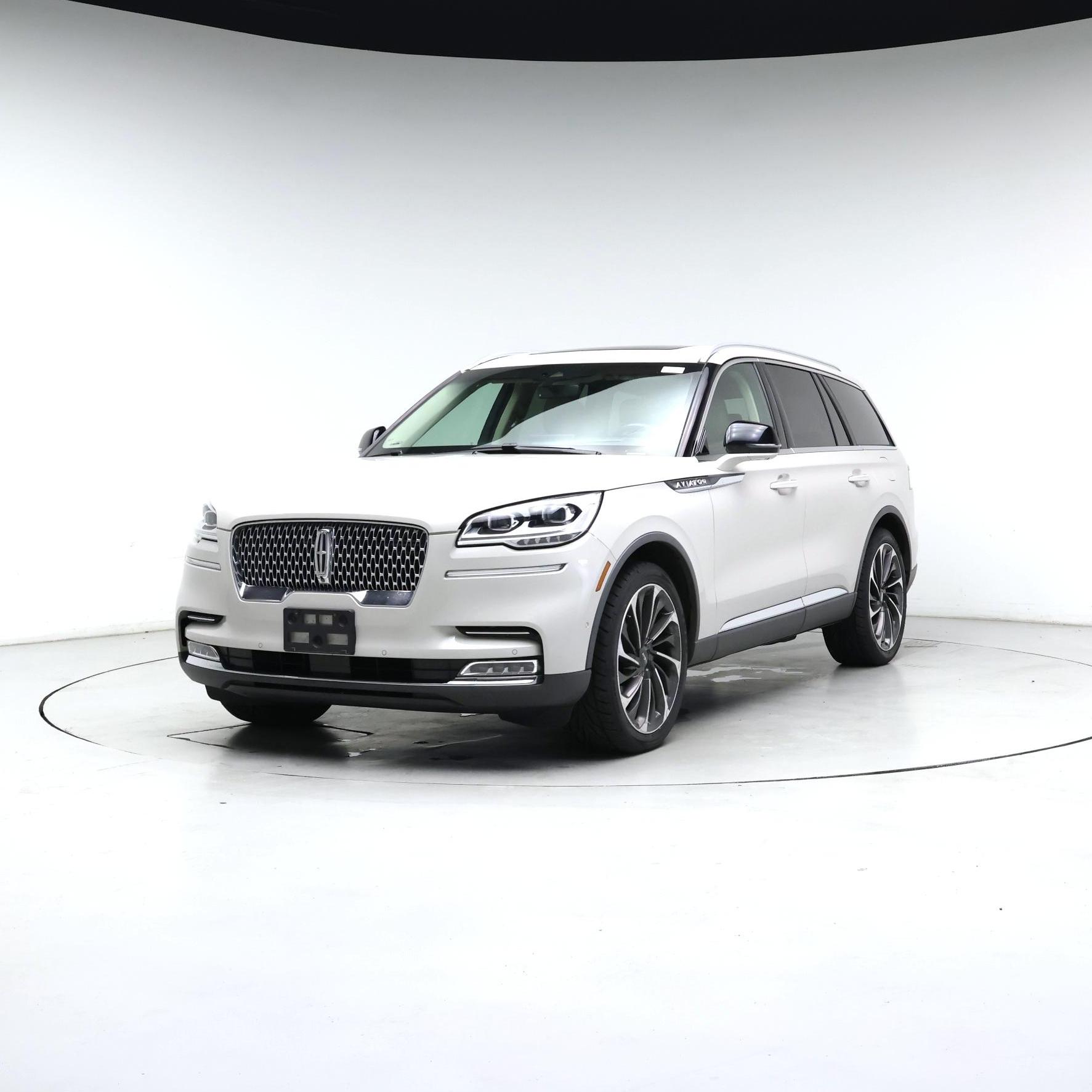Thumbnail: 2020 Lincoln Aviator - 4
