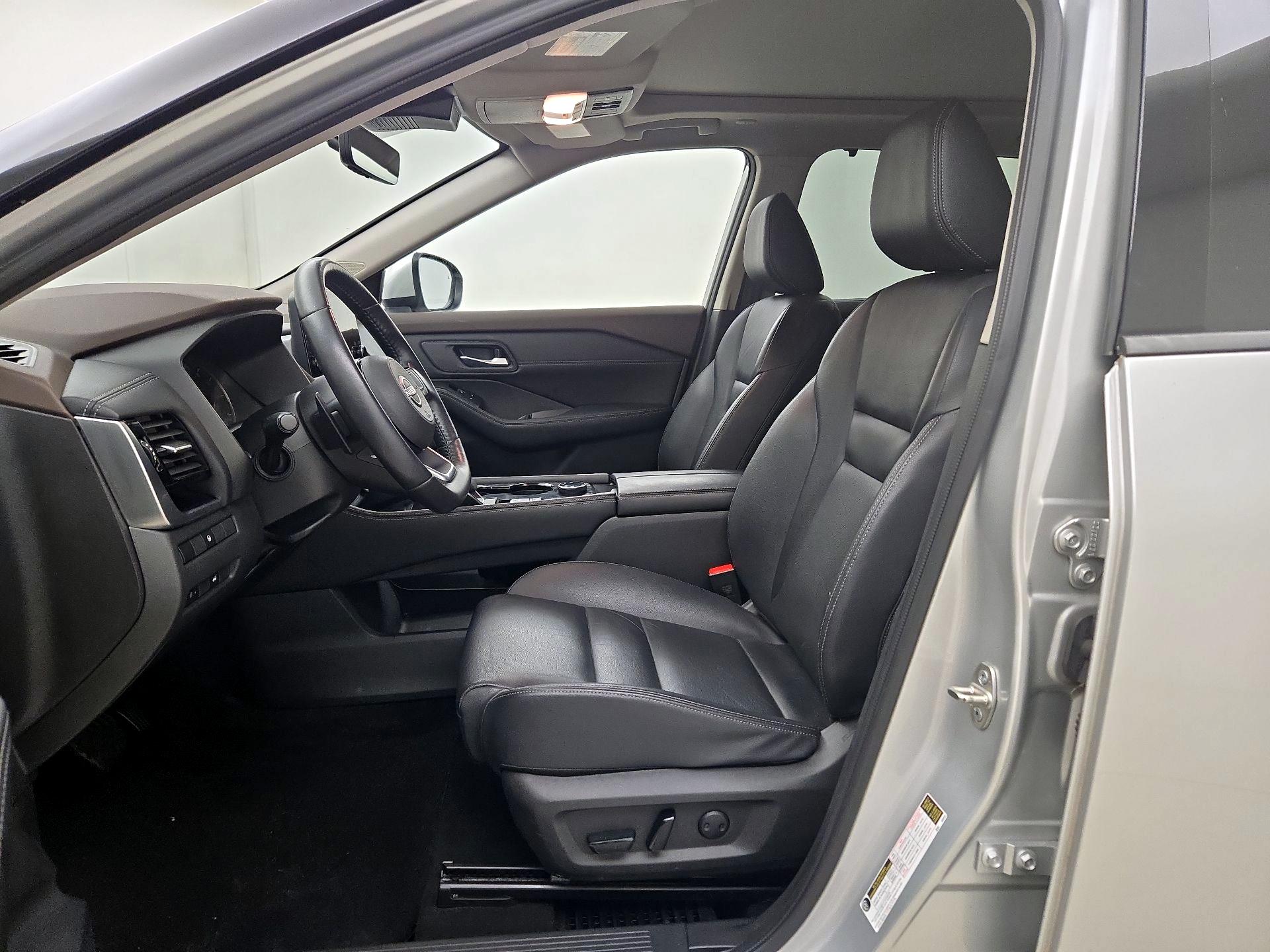 Thumbnail: 2023 Nissan Rogue - 11
