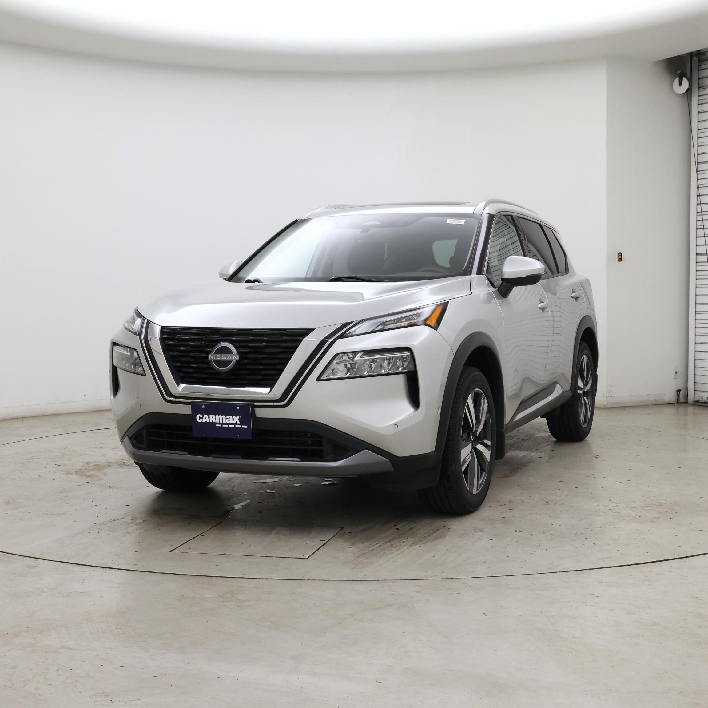 Thumbnail: 2023 Nissan Rogue - 4