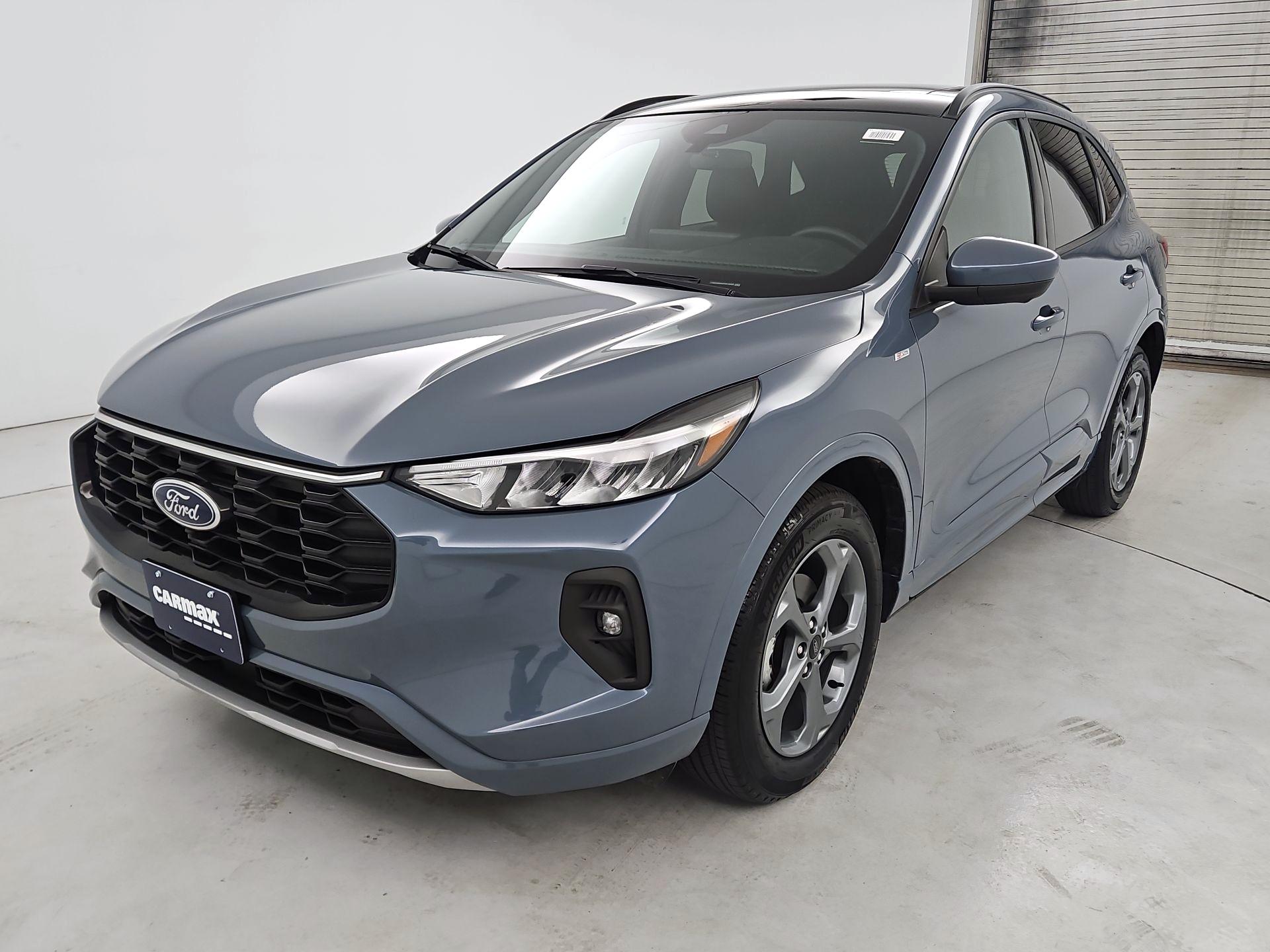Thumbnail: 2023 Ford Escape - 3