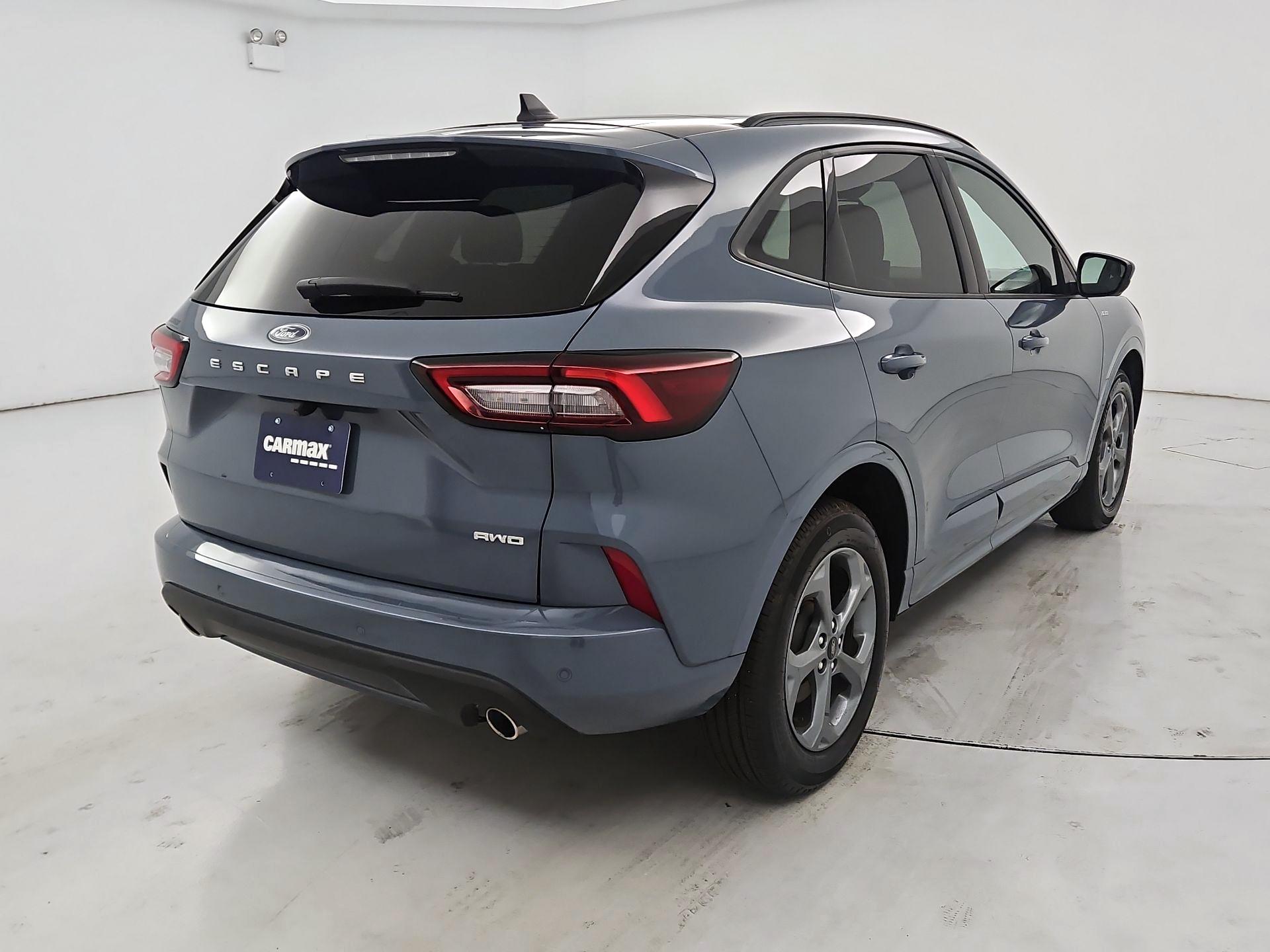 Thumbnail: 2023 Ford Escape - 5