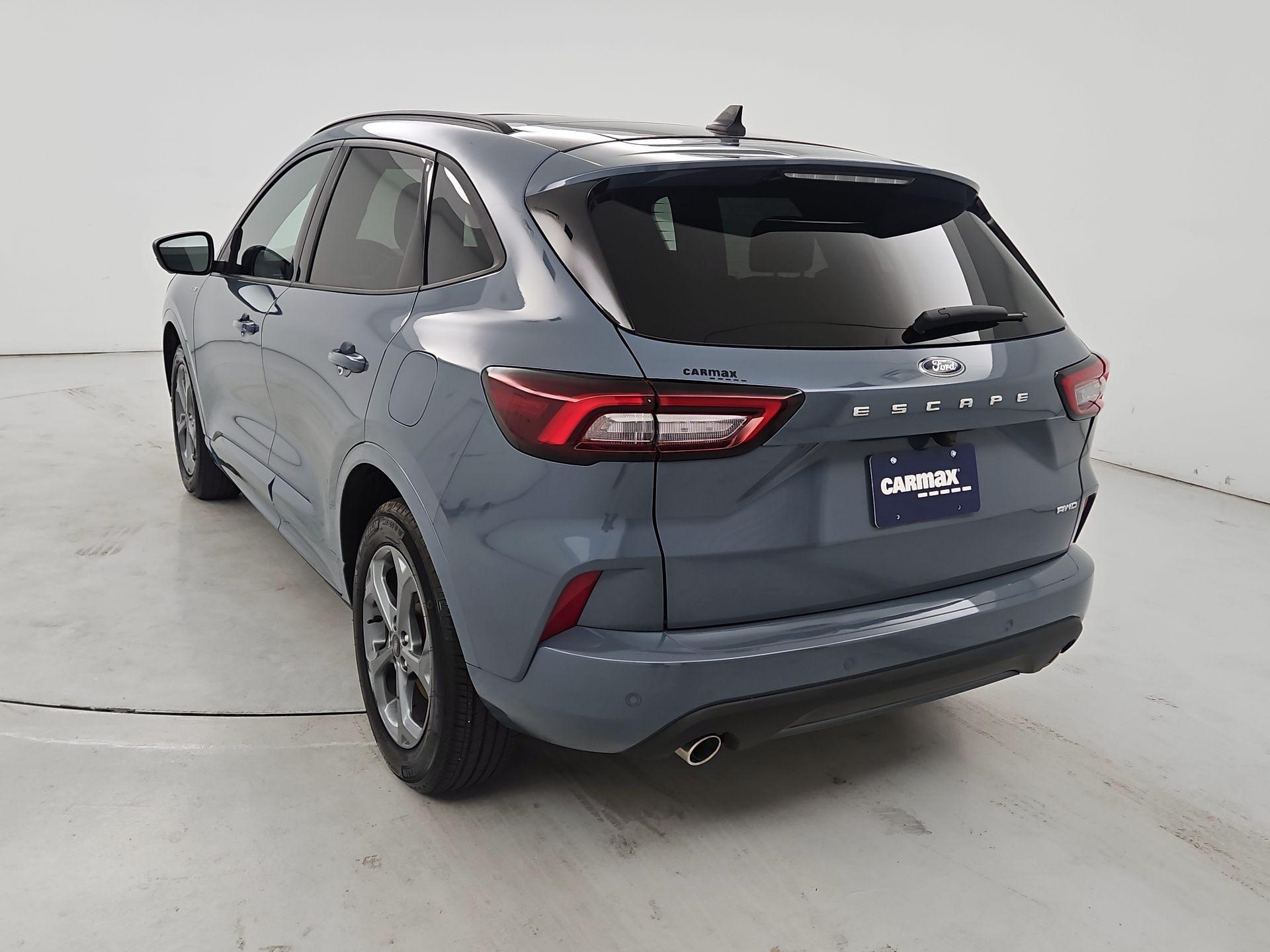 Thumbnail: 2023 Ford Escape - 7
