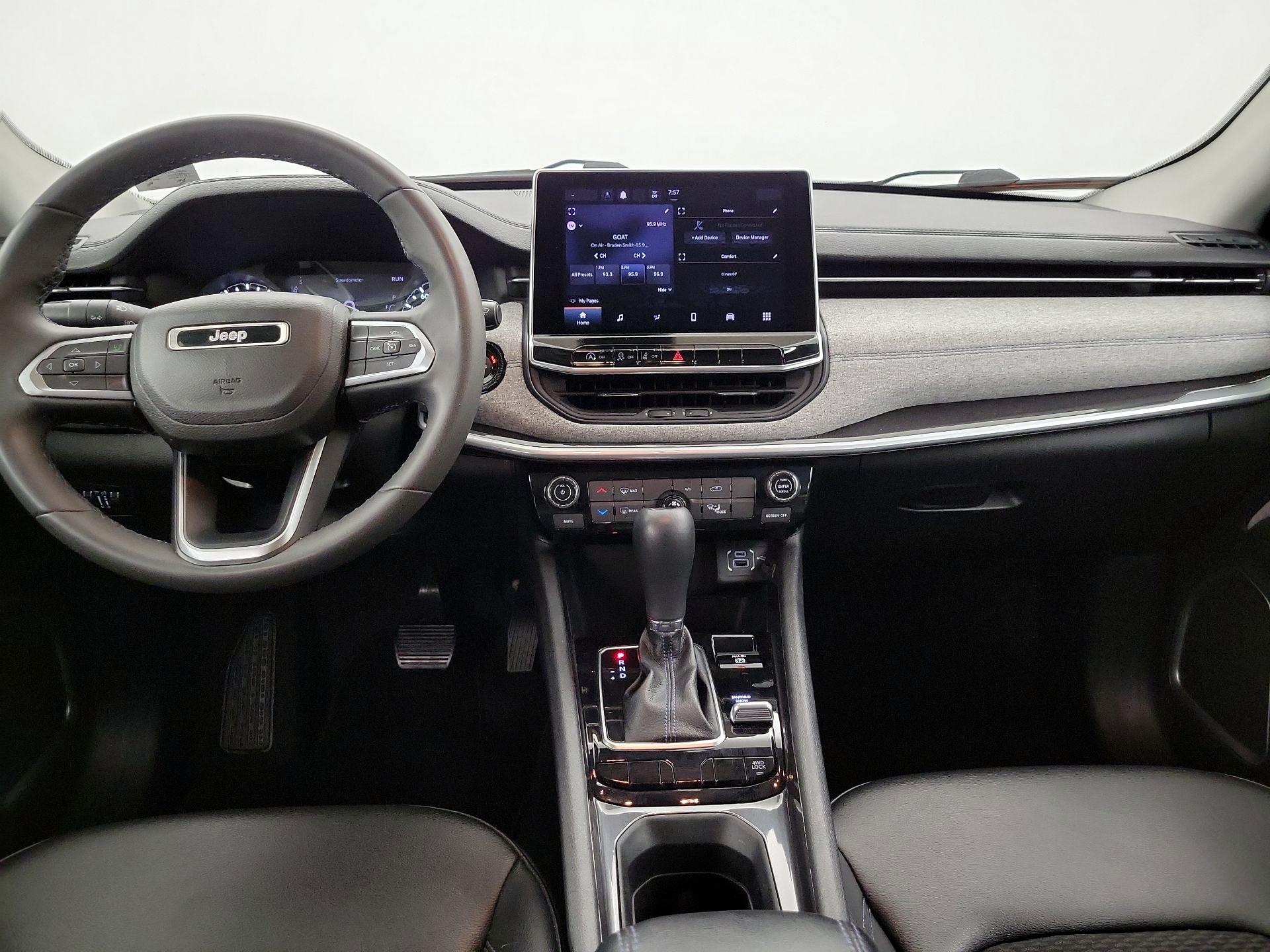 Thumbnail: 2022 Jeep Compass - 9