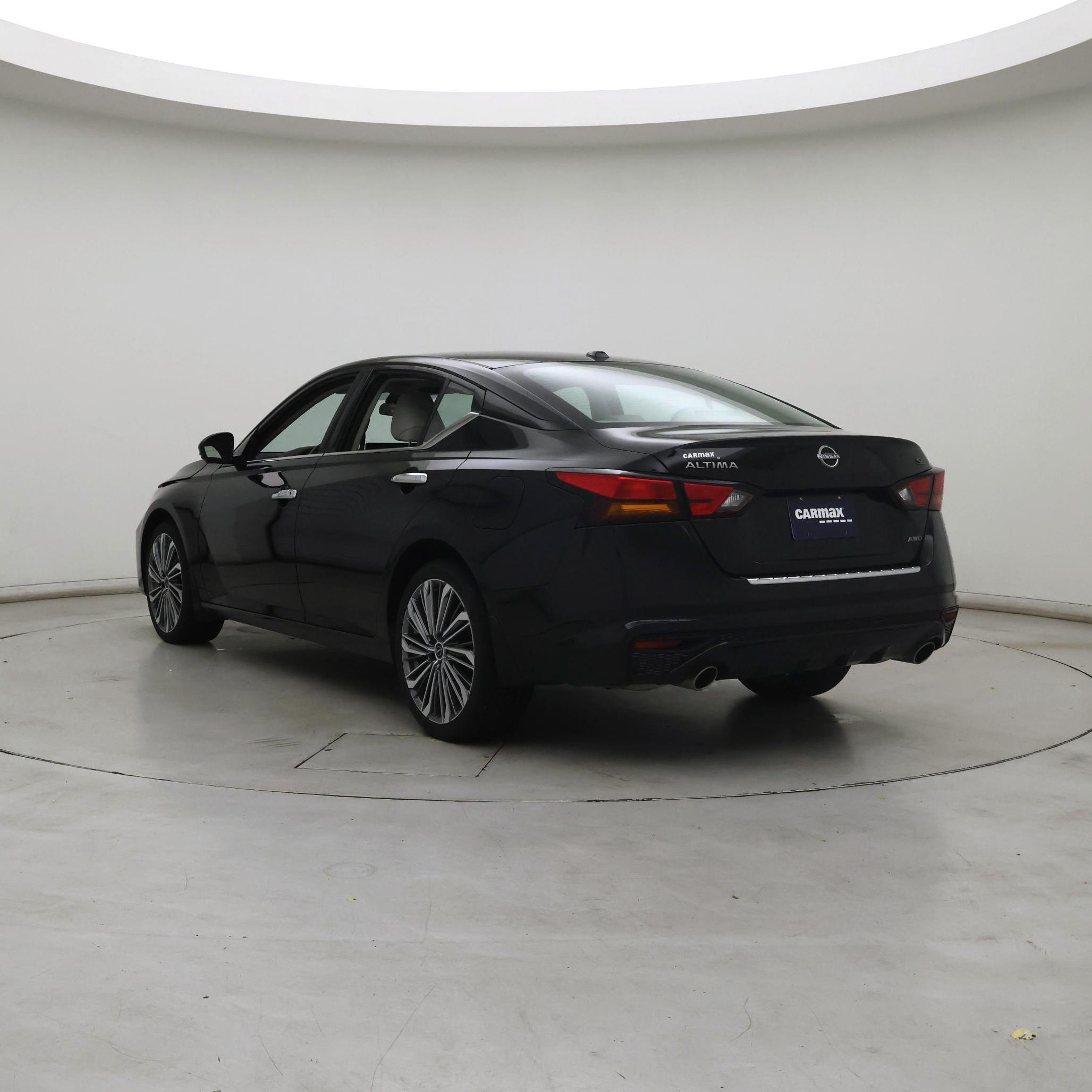 Thumbnail: 2023 Nissan Altima - 2