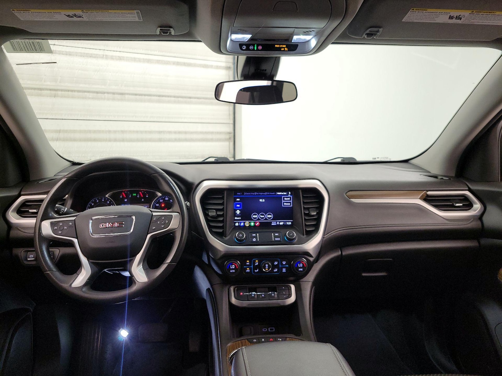 Photo 10