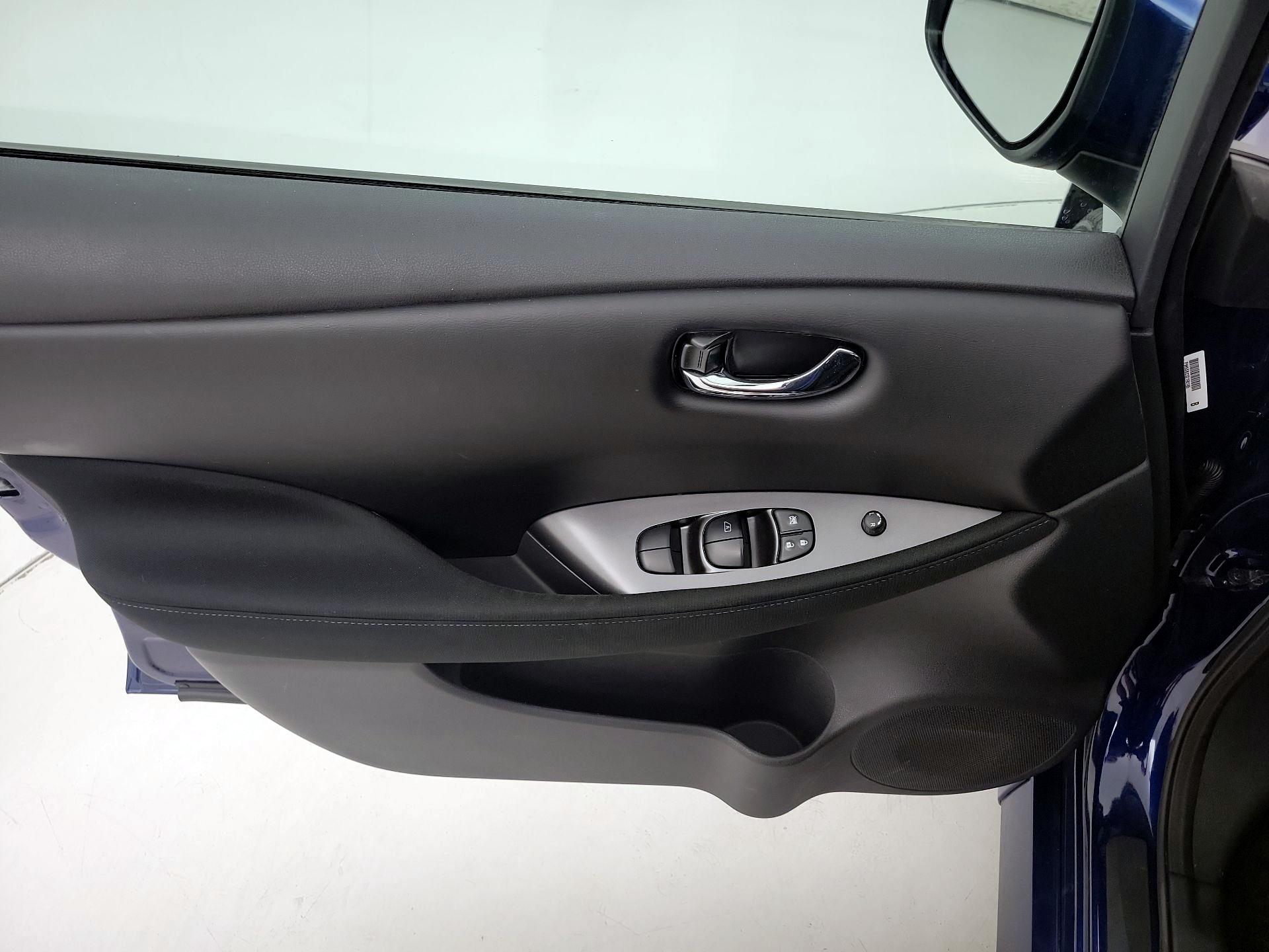Thumbnail: 2024 Nissan Leaf - 12