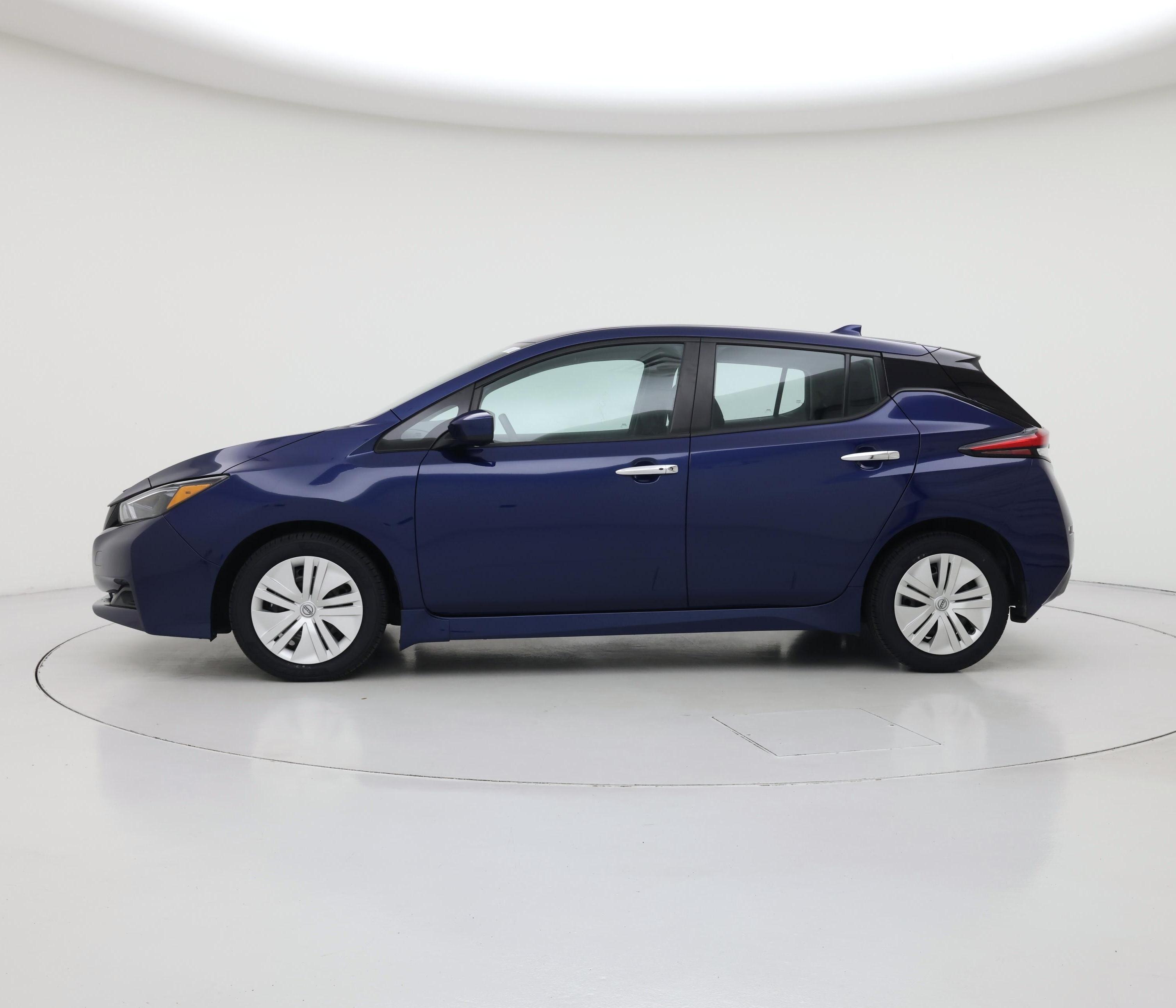 Thumbnail: 2024 Nissan Leaf - 3