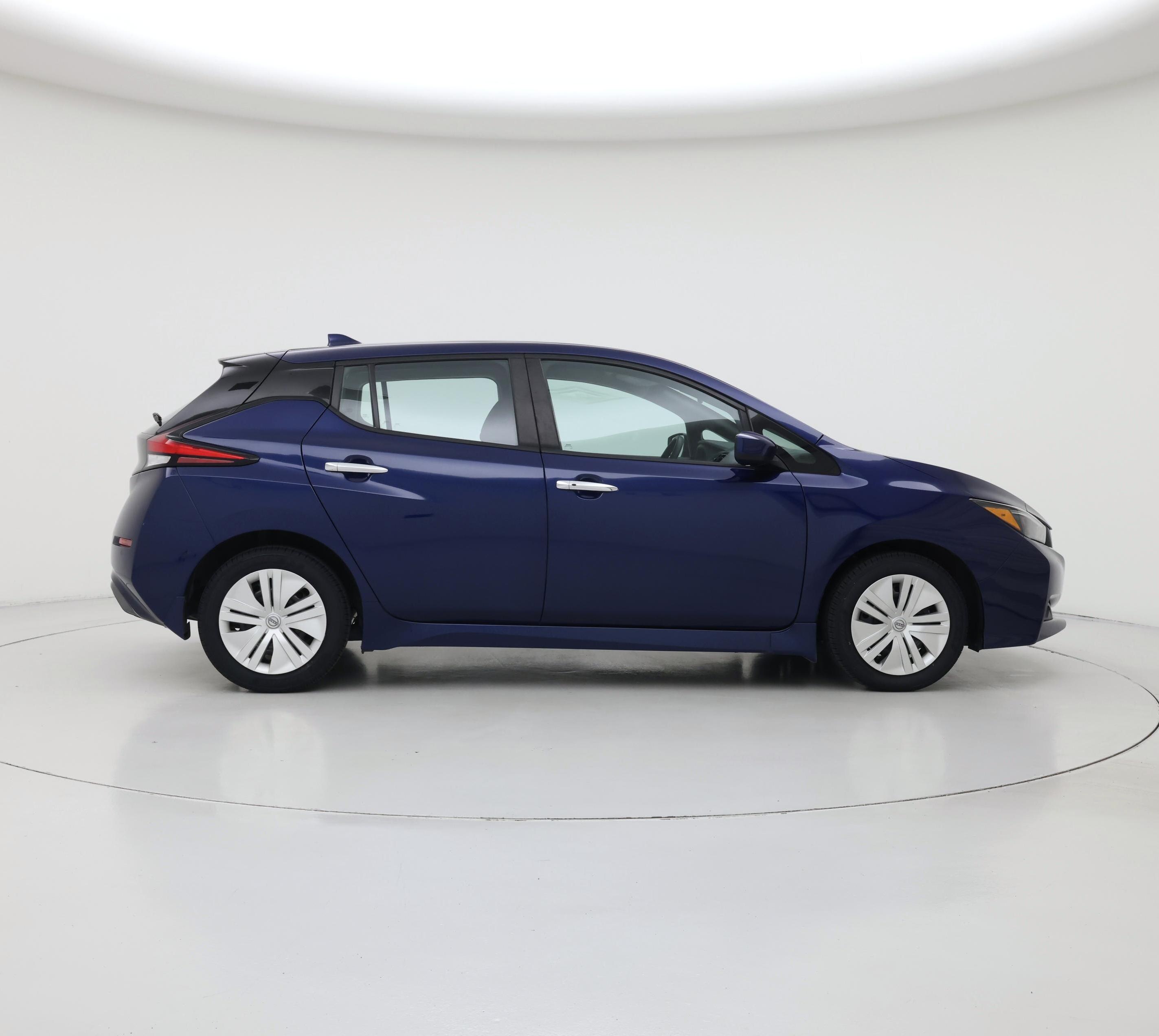 Thumbnail: 2024 Nissan Leaf - 7