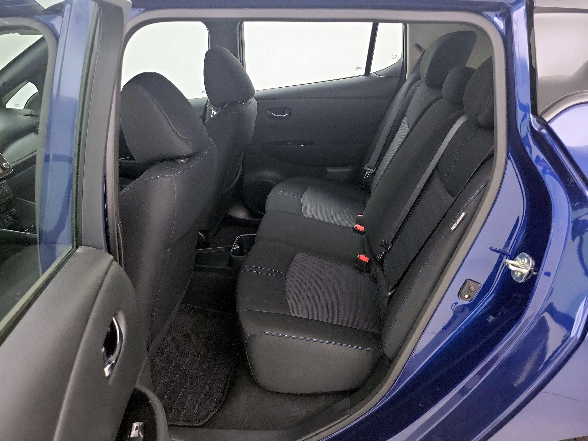 Thumbnail: 2024 Nissan Leaf - 20