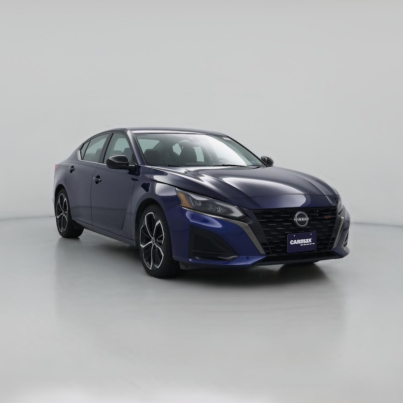 2023 Nissan Altima SR