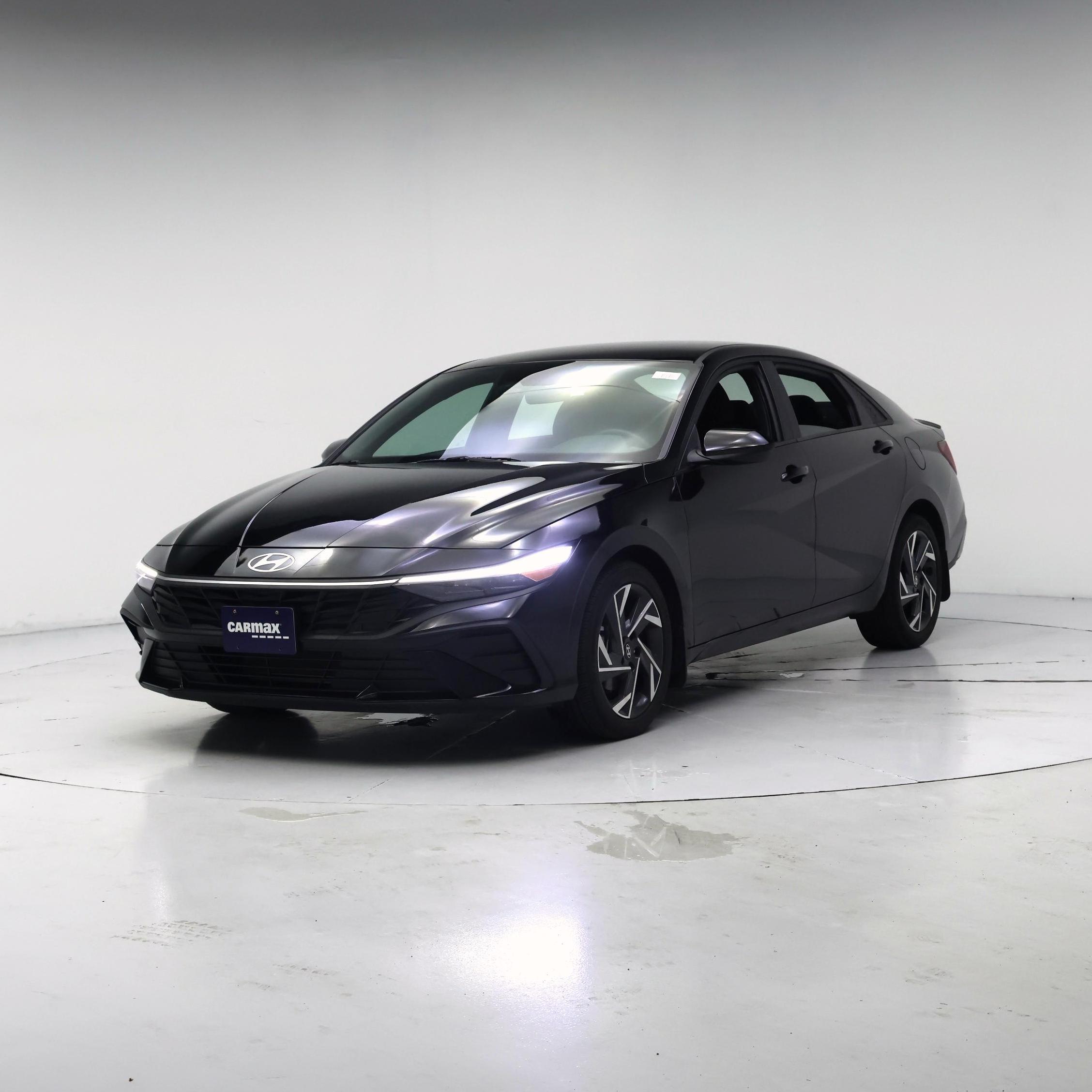 Thumbnail: 2025 Hyundai Elantra - 4