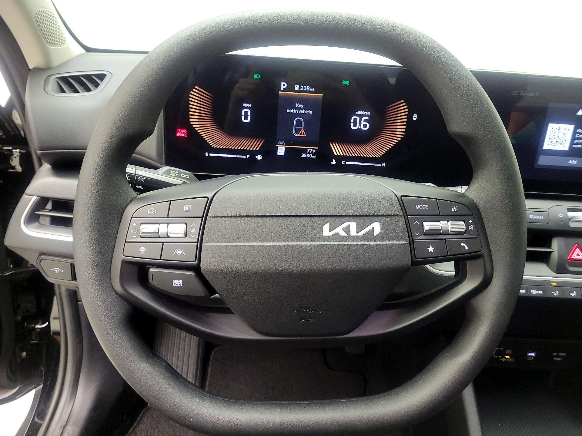 Thumbnail: 2025 Kia K4 - 10