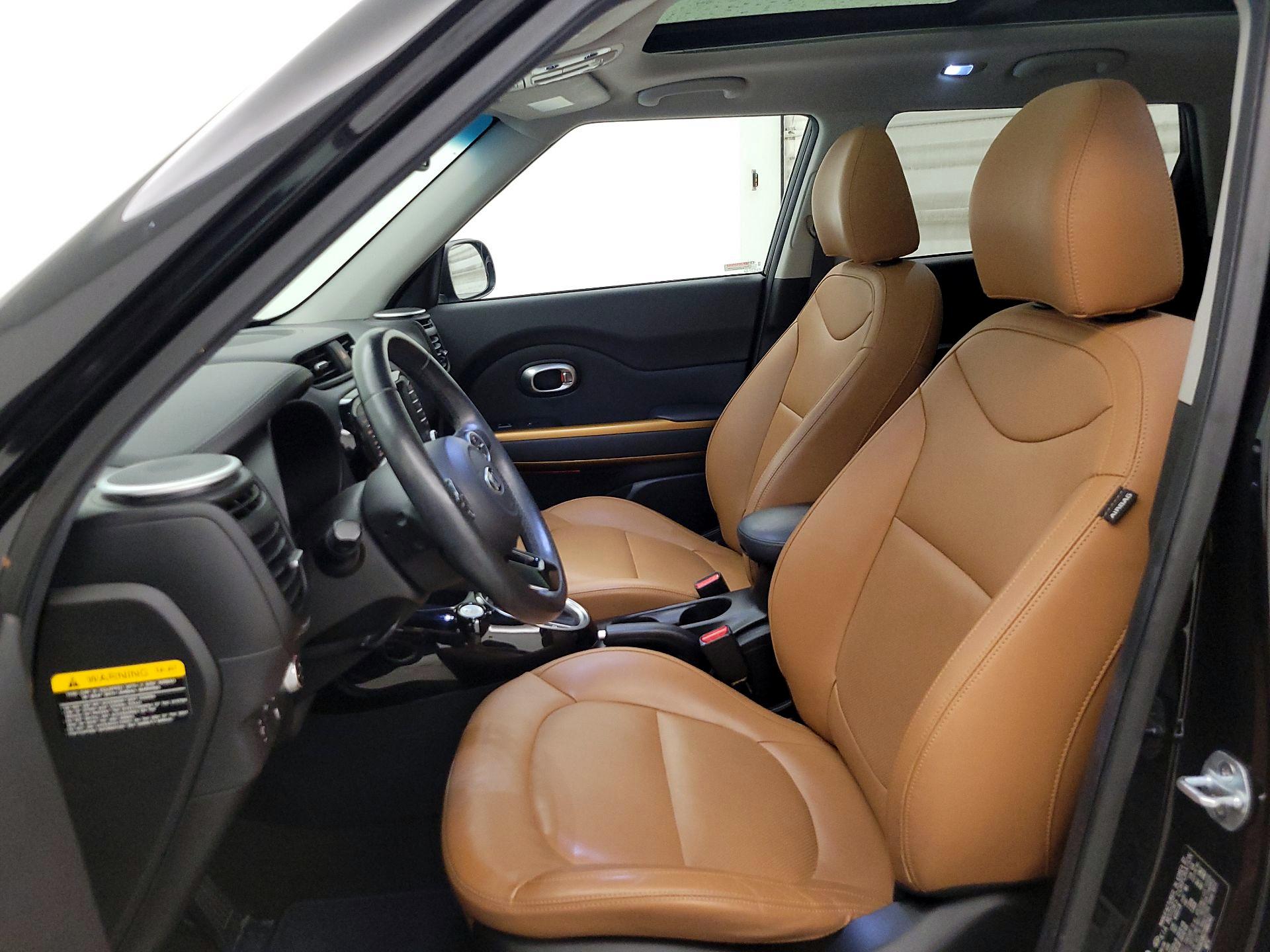 Thumbnail: 2016 Kia Soul - 11