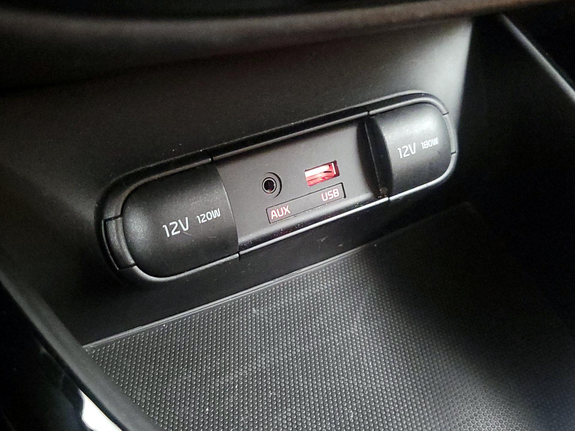 Thumbnail: 2016 Kia Soul - 19