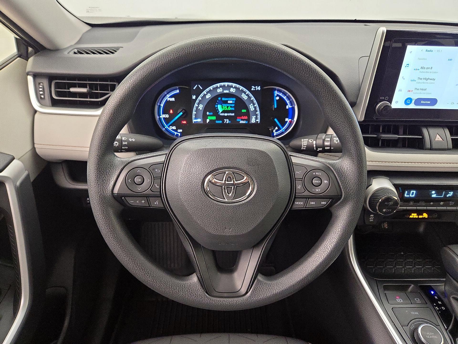 Thumbnail: 2025 Toyota RAV4 - 10