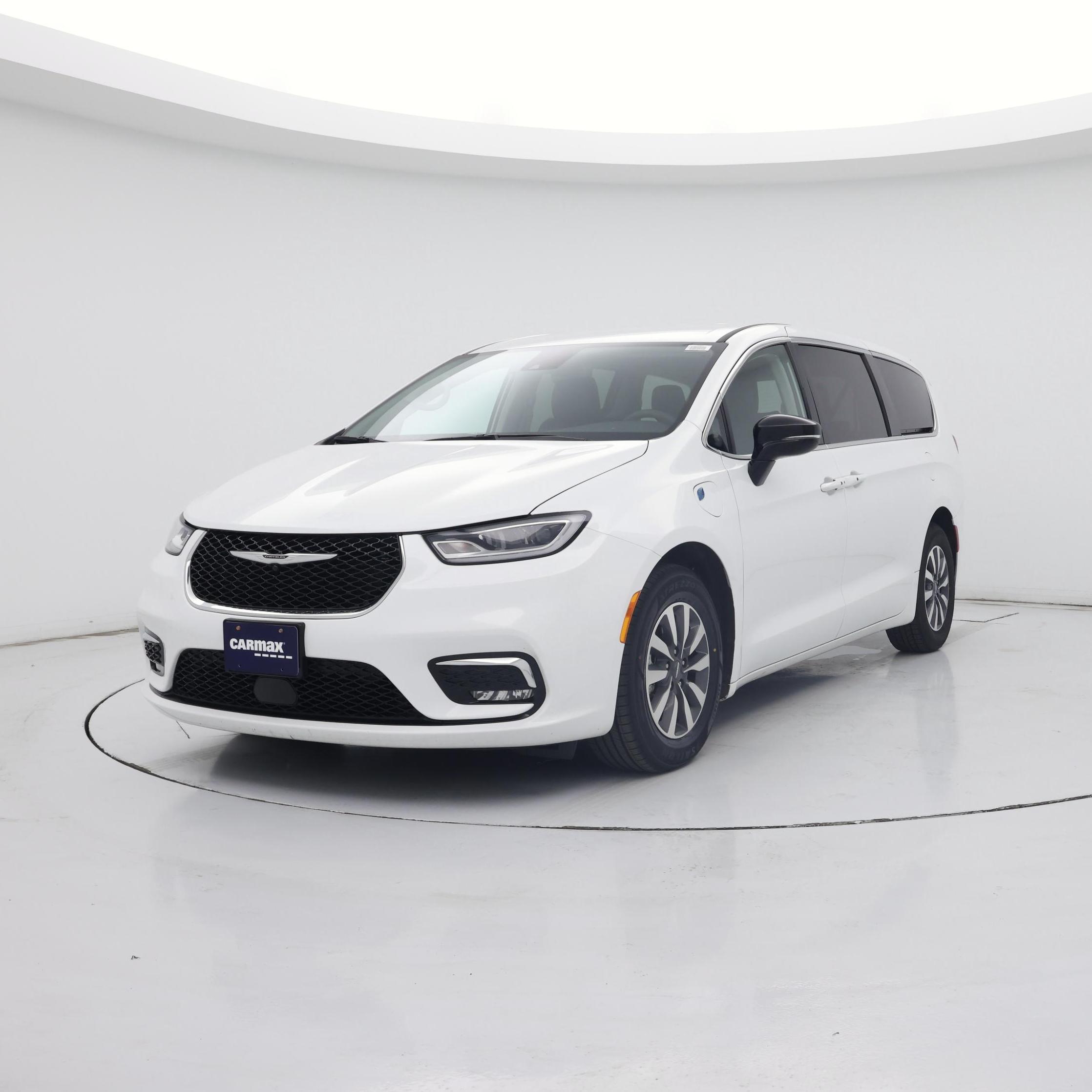 Thumbnail: 2024 Chrysler Pacifica - 4