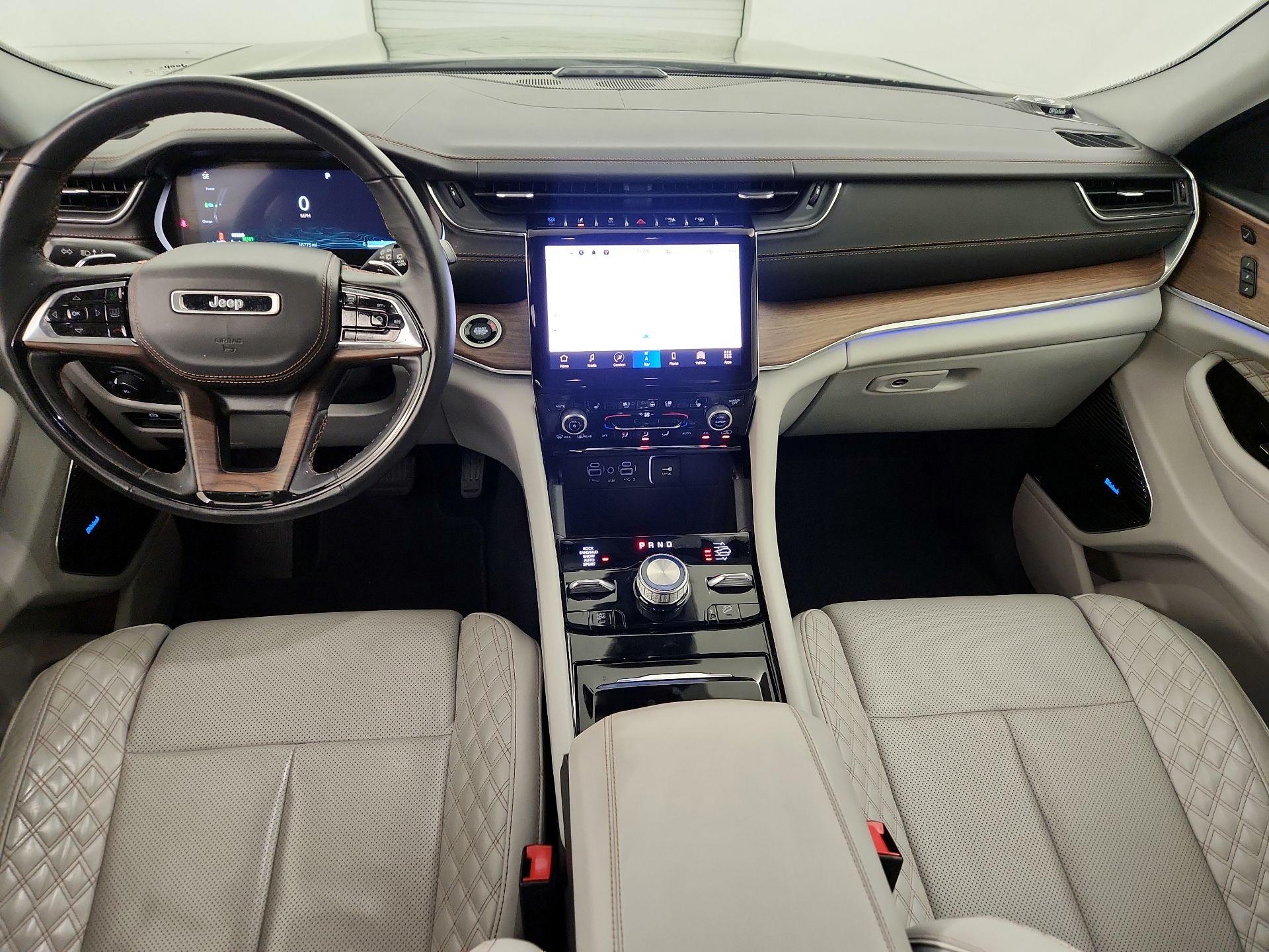 Thumbnail: 2022 Jeep Grand Cherokee - 9