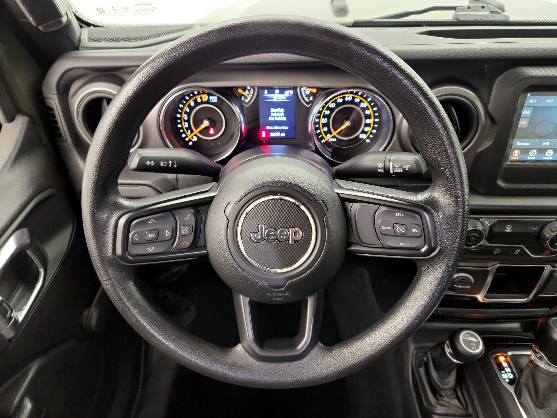 Thumbnail: 2022 Jeep Wrangler - 10