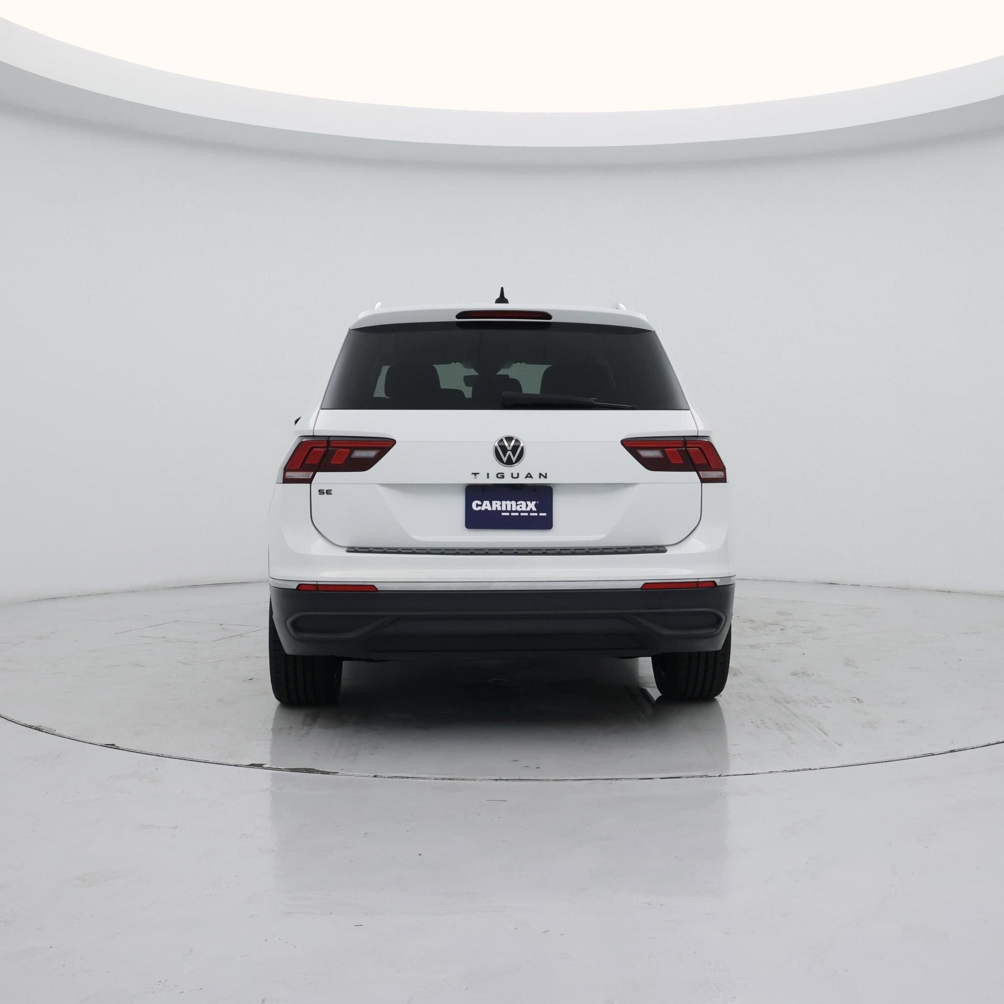 Thumbnail: 2022 Volkswagen Tiguan - 6