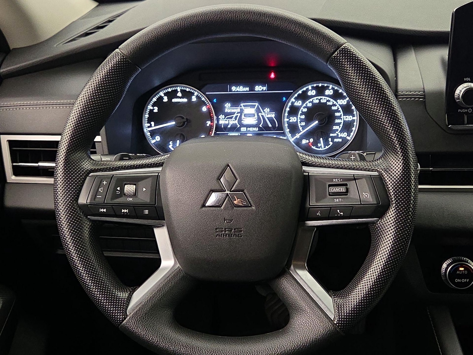 2022 Mitsubishi Outlander ES - Photo 11