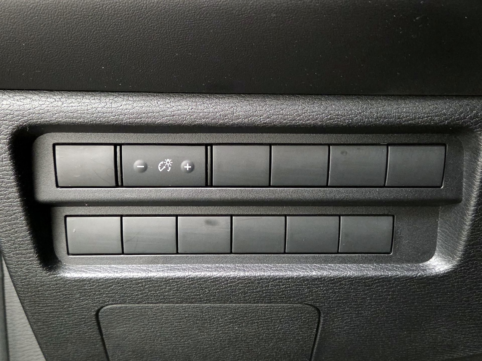2022 Mitsubishi Outlander ES - Photo 14