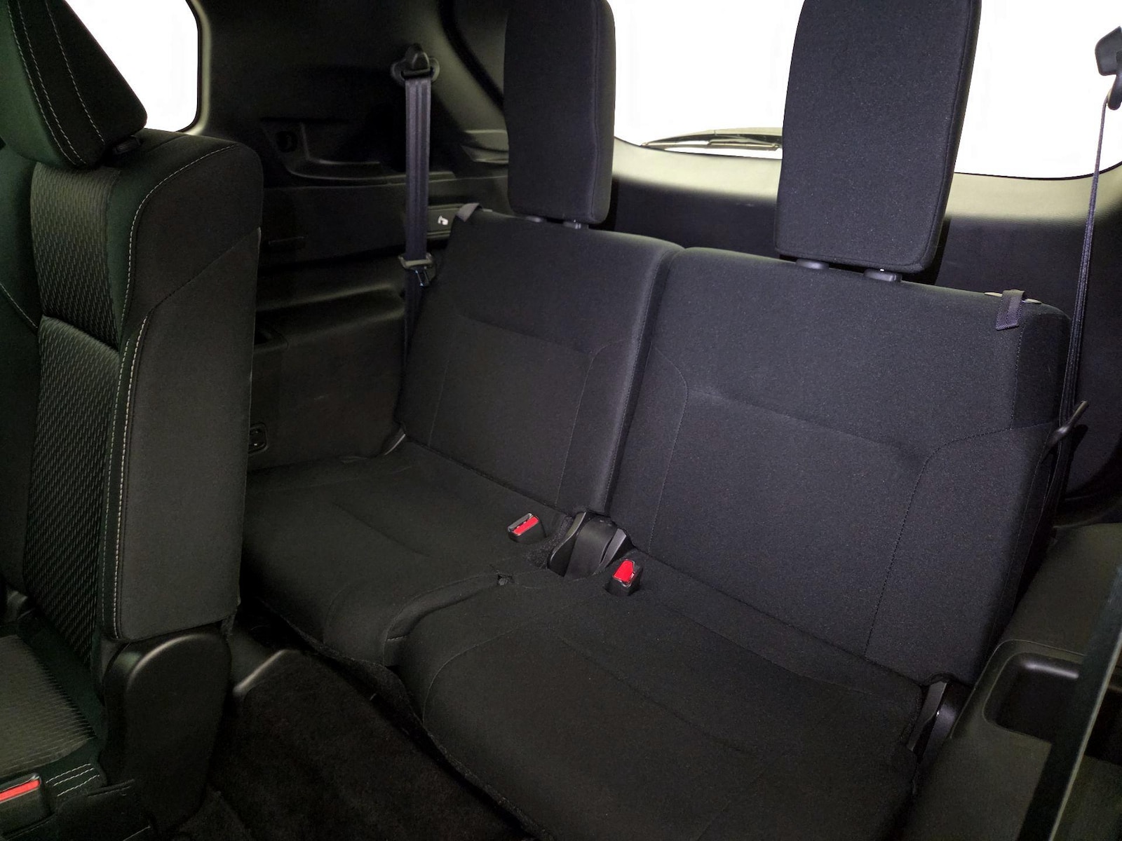 2022 Mitsubishi Outlander ES - Photo 21