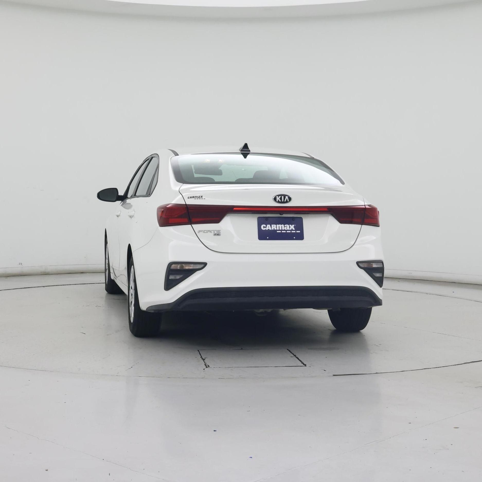 Thumbnail: 2020 Kia Forte - 6