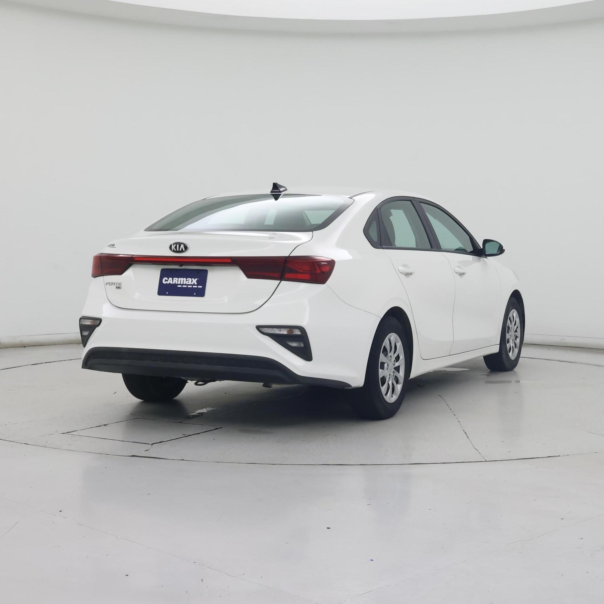 Thumbnail: 2020 Kia Forte - 8