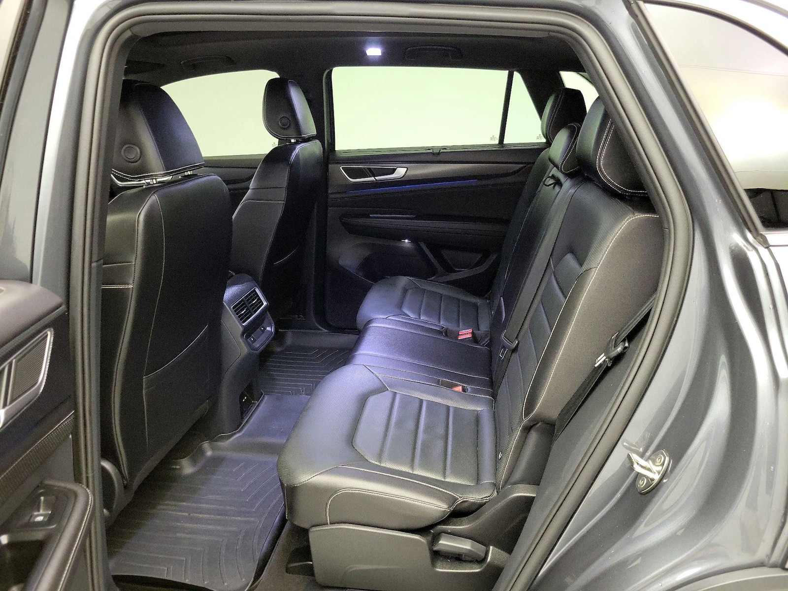 2024 Volkswagen Atlas Cross Sport SEL R-LINE - Photo 21