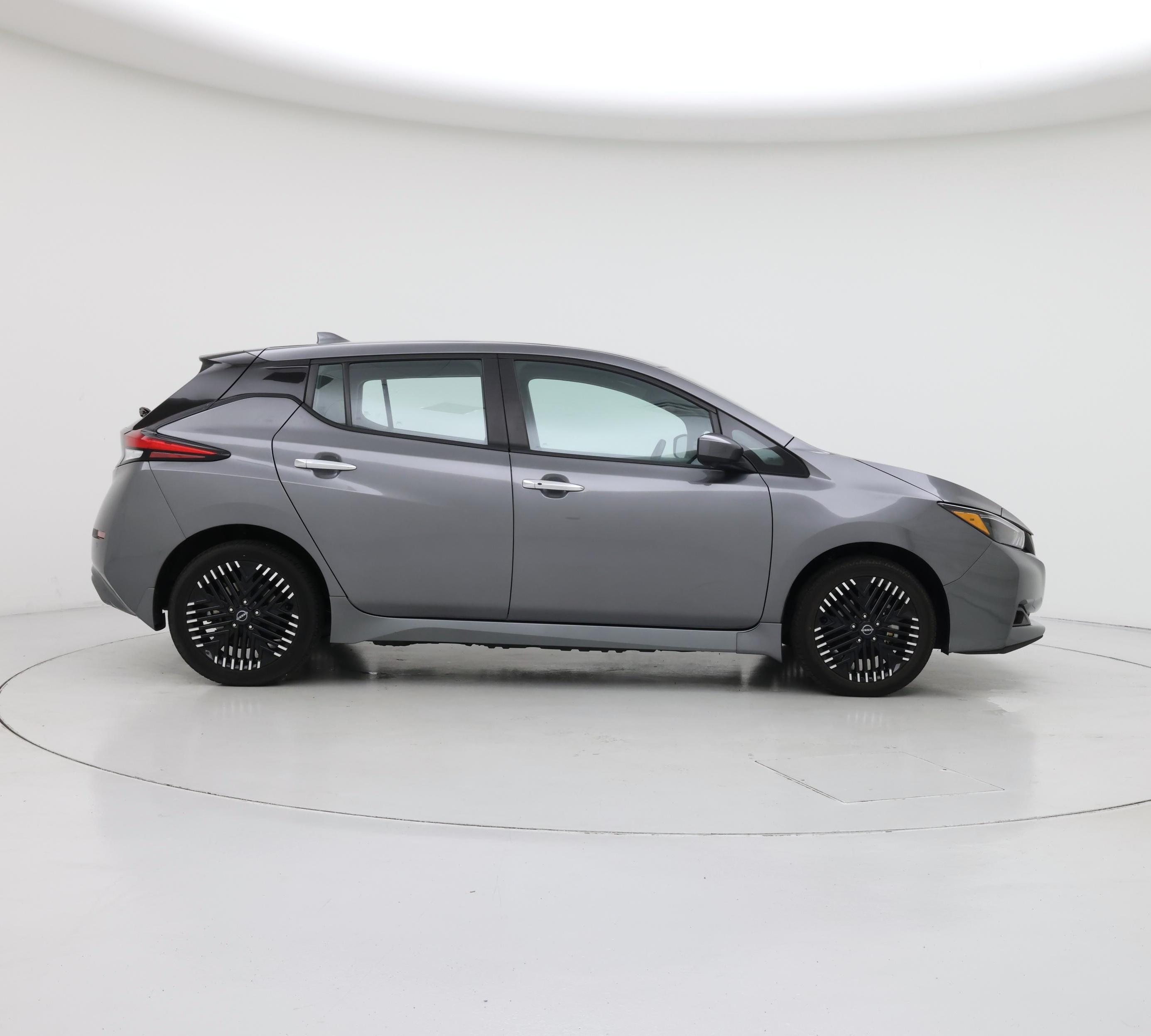 Thumbnail: 2024 Nissan Leaf - 7