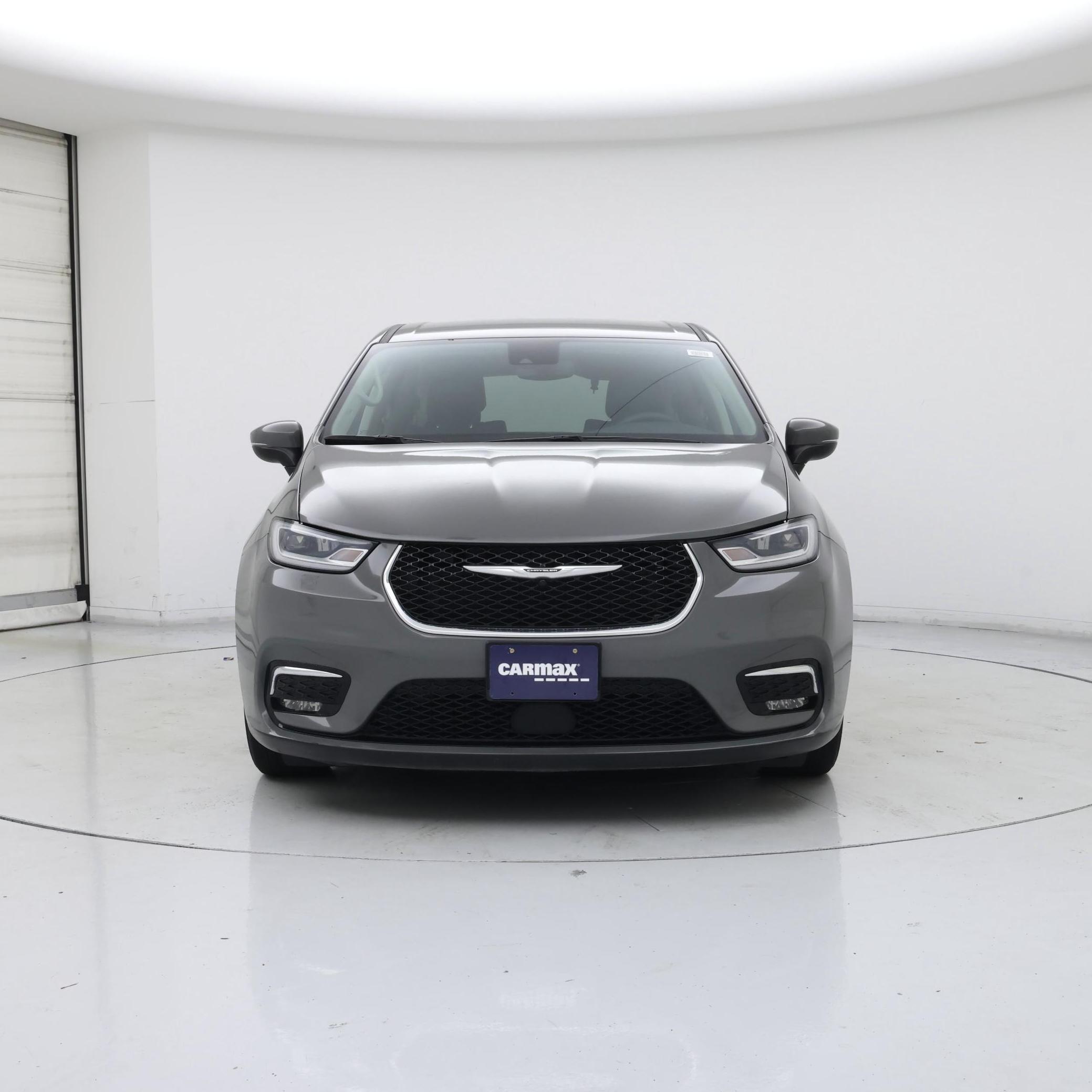 Thumbnail: 2023 Chrysler Pacifica - 5