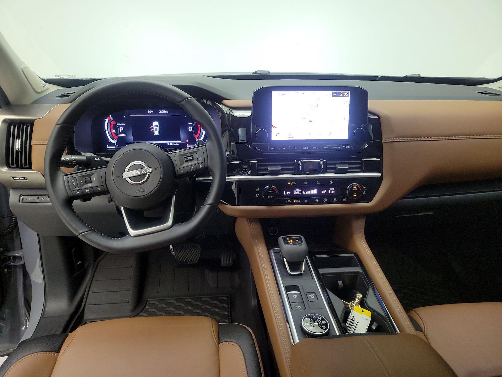 2025 Nissan Pathfinder Platinum - Photo 10